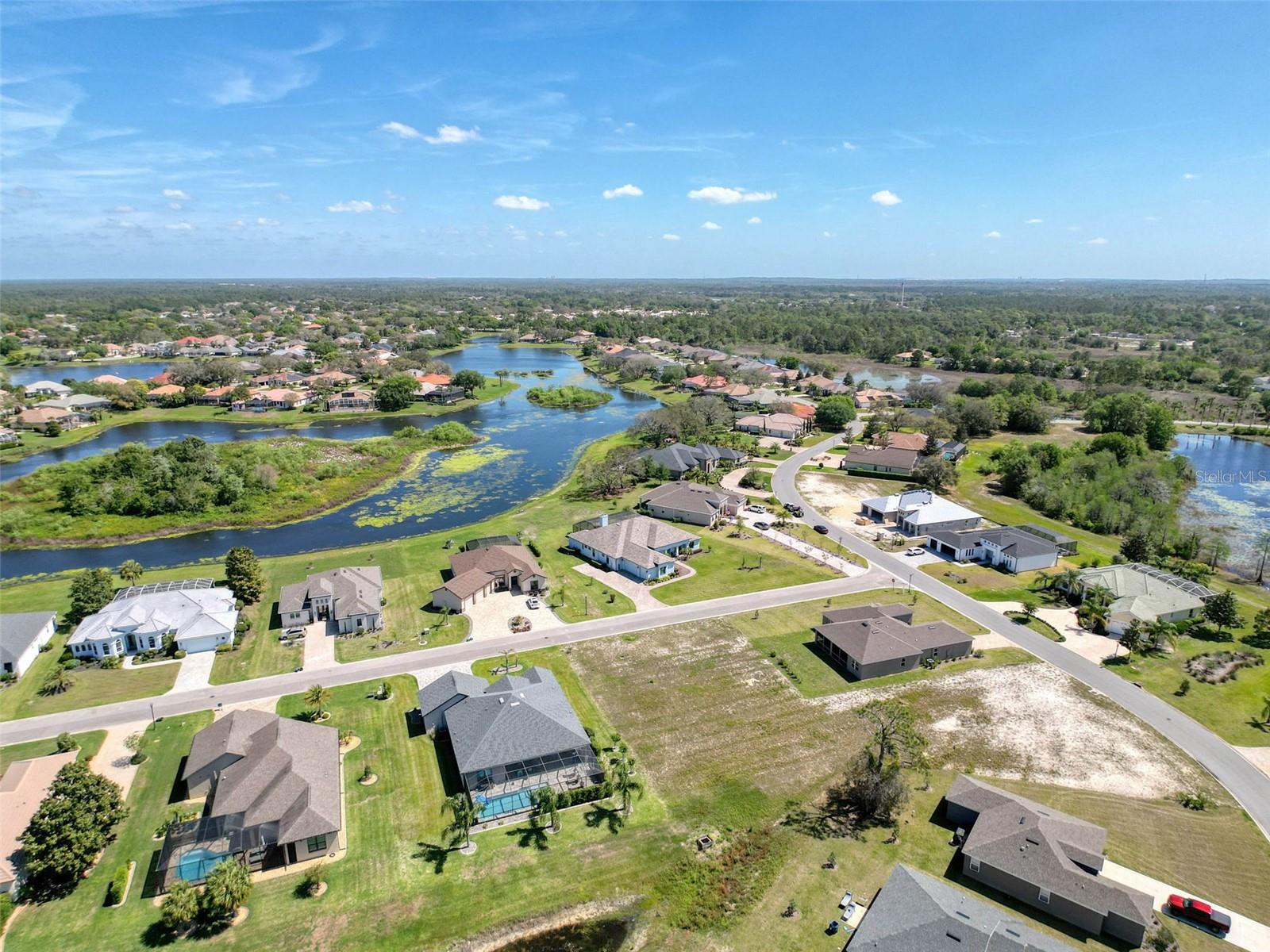9237 PALM BEACH DR, WEEKI WACHEE, FL, 34613