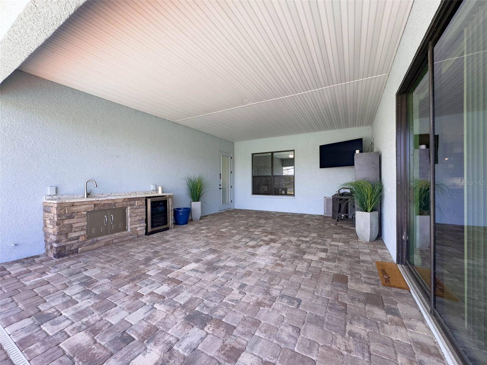 9237 PALM BEACH DR, WEEKI WACHEE, FL, 34613