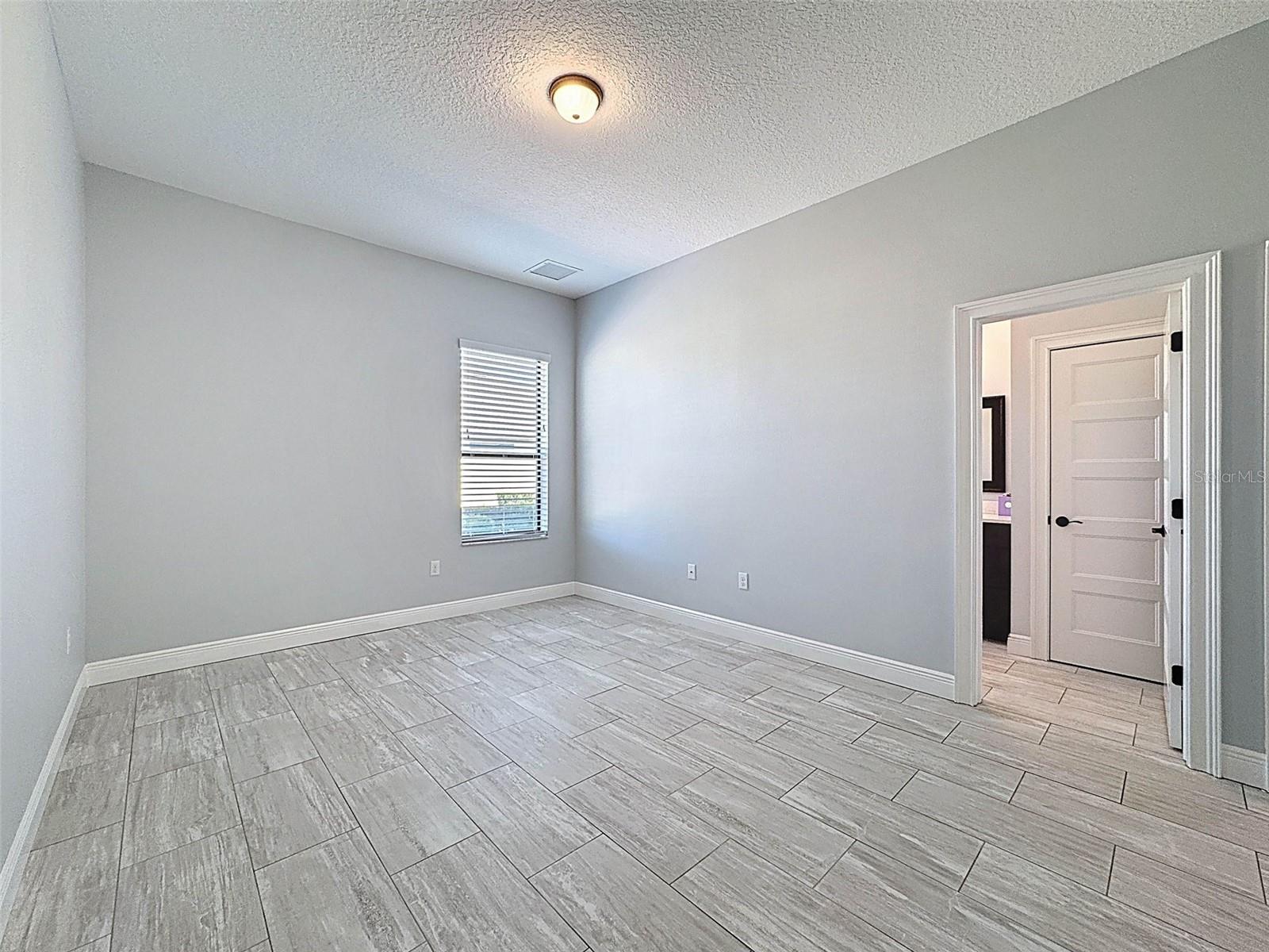 9237 PALM BEACH DR, WEEKI WACHEE, FL, 34613