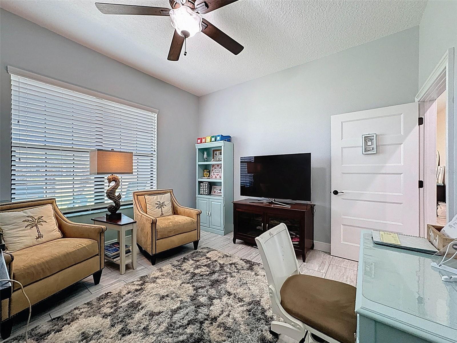 9237 PALM BEACH DR, WEEKI WACHEE, FL, 34613