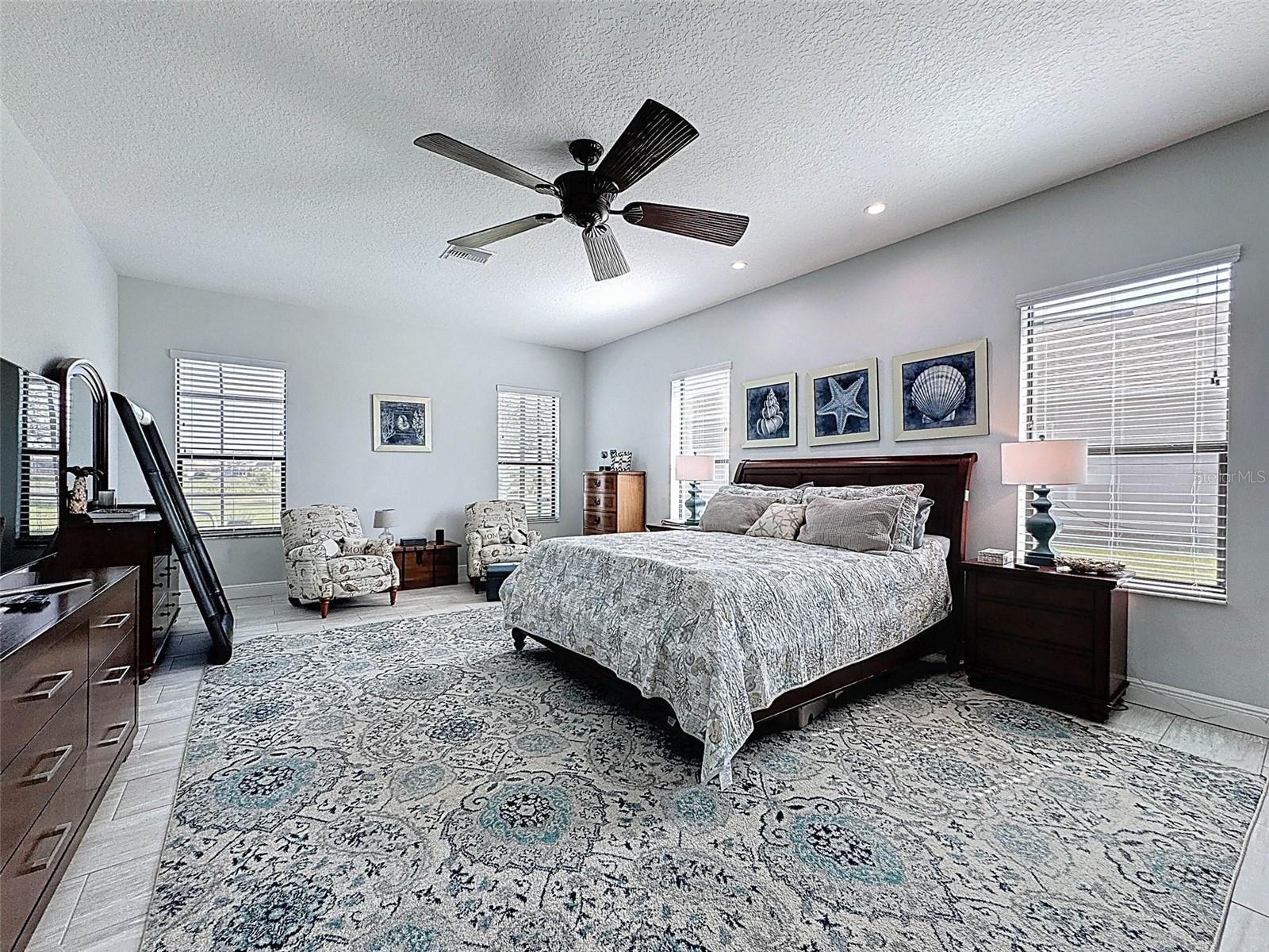 9237 PALM BEACH DR, WEEKI WACHEE, FL, 34613