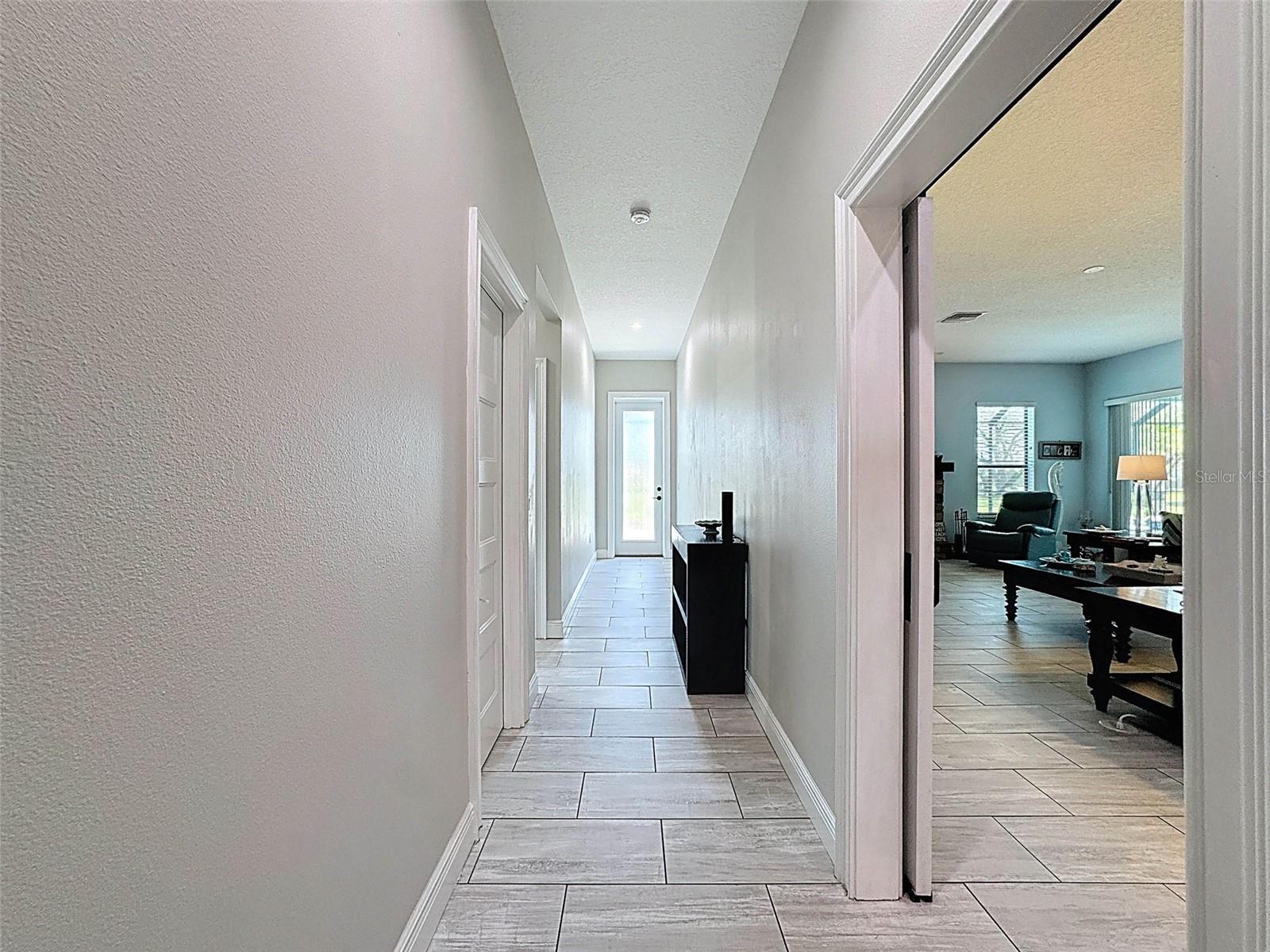 9237 PALM BEACH DR, WEEKI WACHEE, FL, 34613