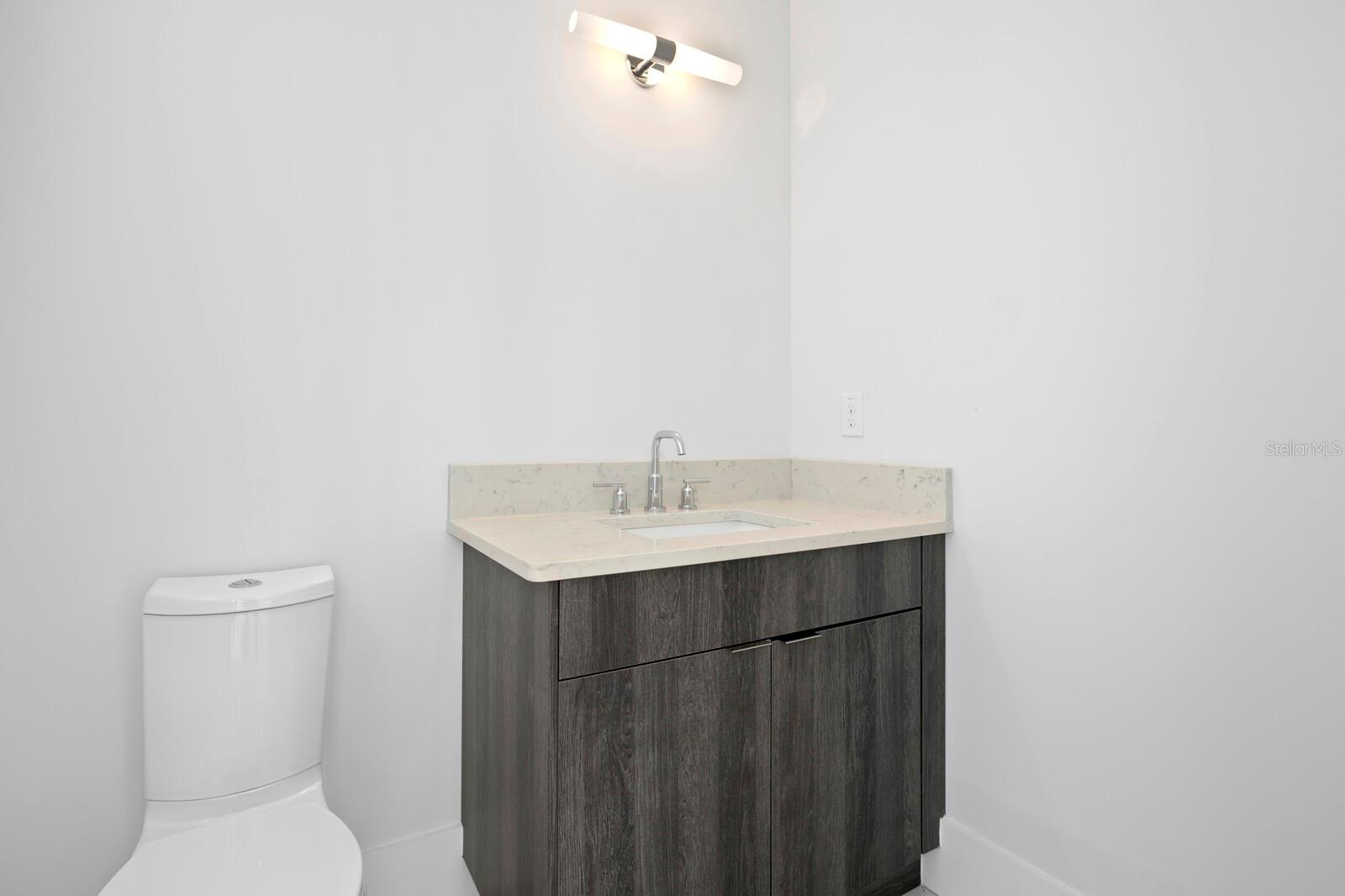 TB8371151 Property Photo