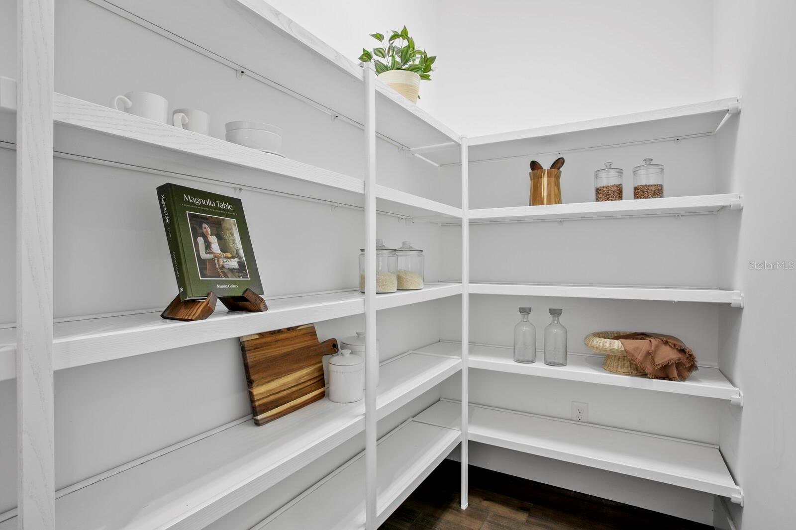 TB8371151 Property Photo