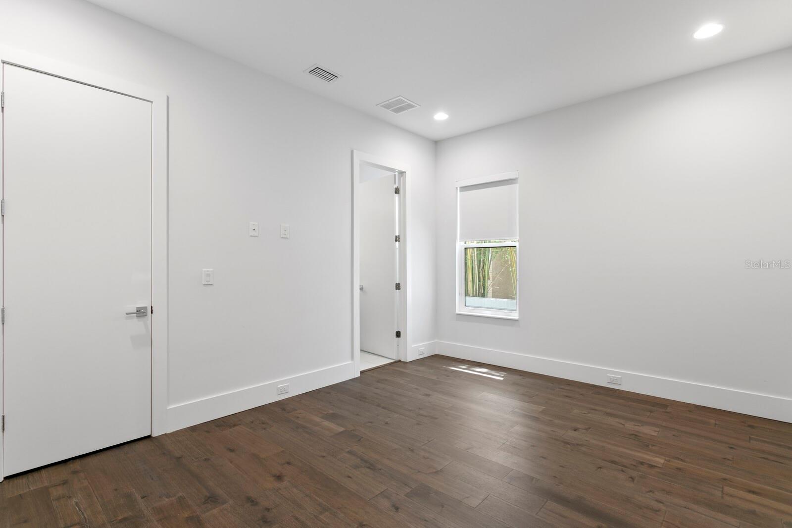 TB8371151 Property Photo