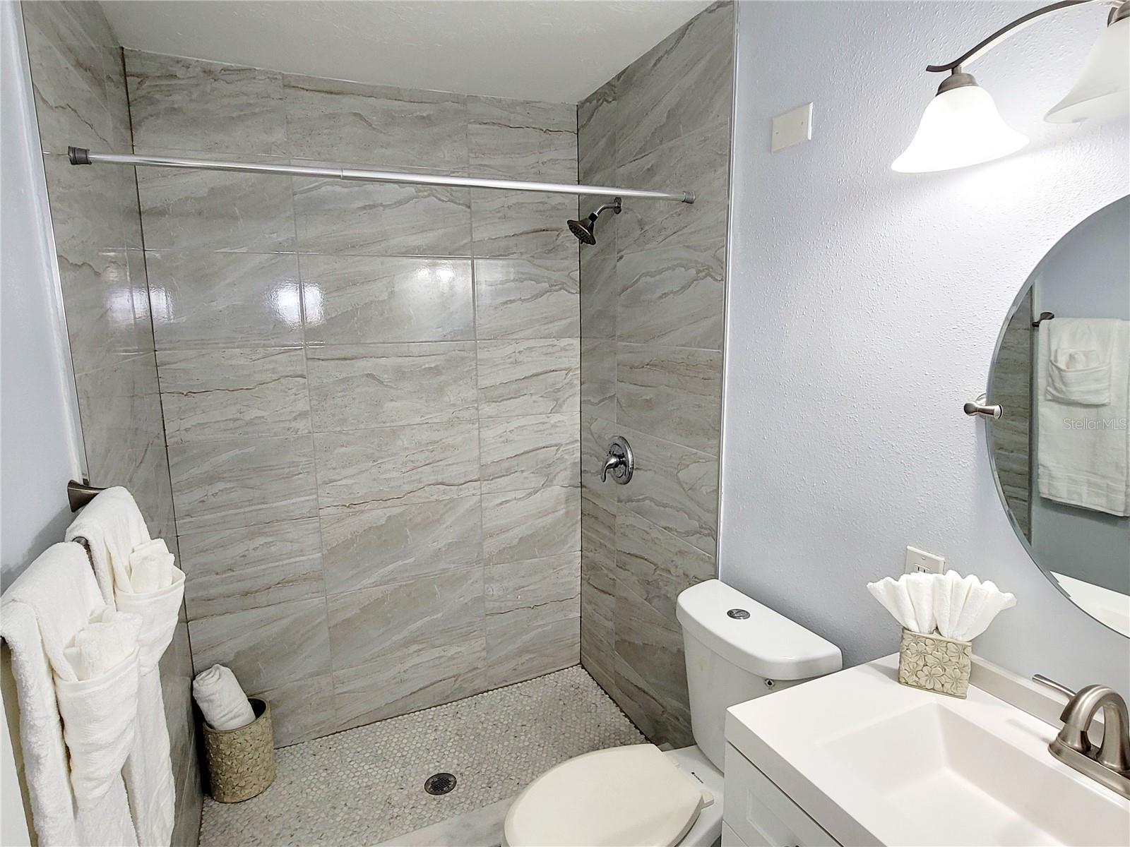 2035 VINSON AVE, SARASOTA, FL, 34232