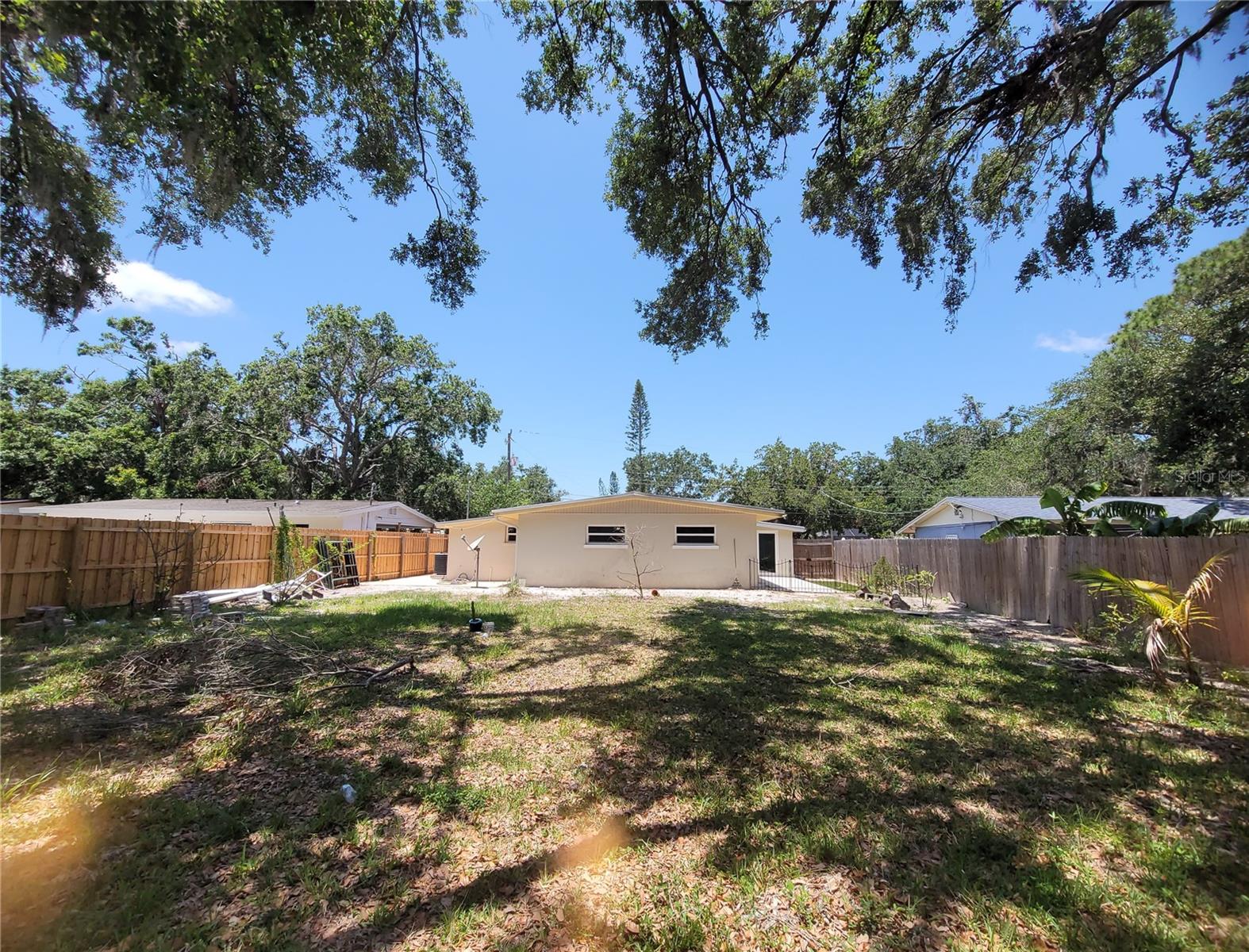 2035 VINSON AVE, SARASOTA, FL, 34232