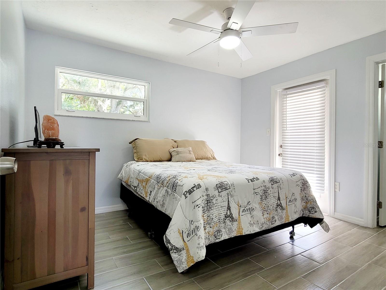 2035 VINSON AVE, SARASOTA, FL, 34232
