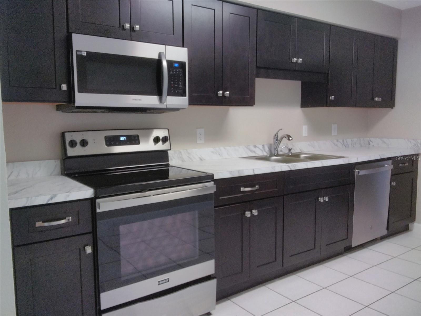 2422 INDIA PALM DR, EDGEWATER, FL, 32141