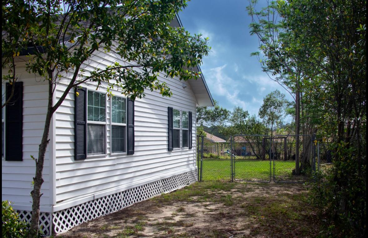 420 N 5TH ST, LAKE WALES, FL, 33853