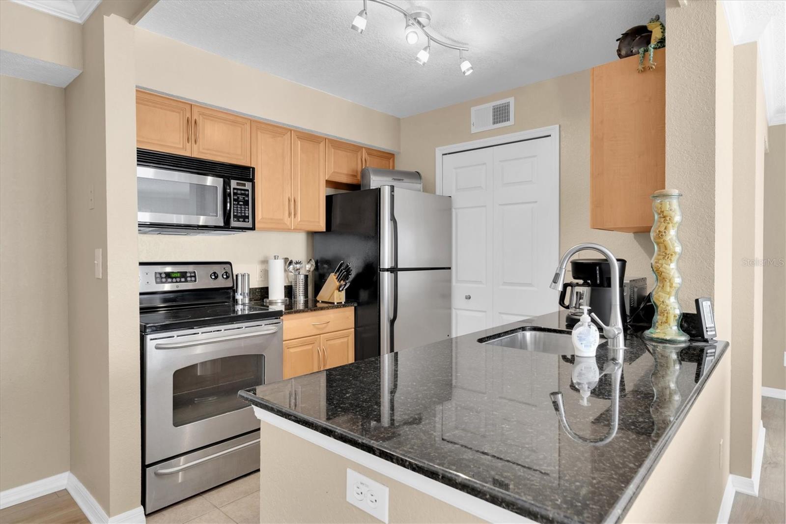 3260 HAVILAND CT #201, PALM HARBOR, FL, 34684