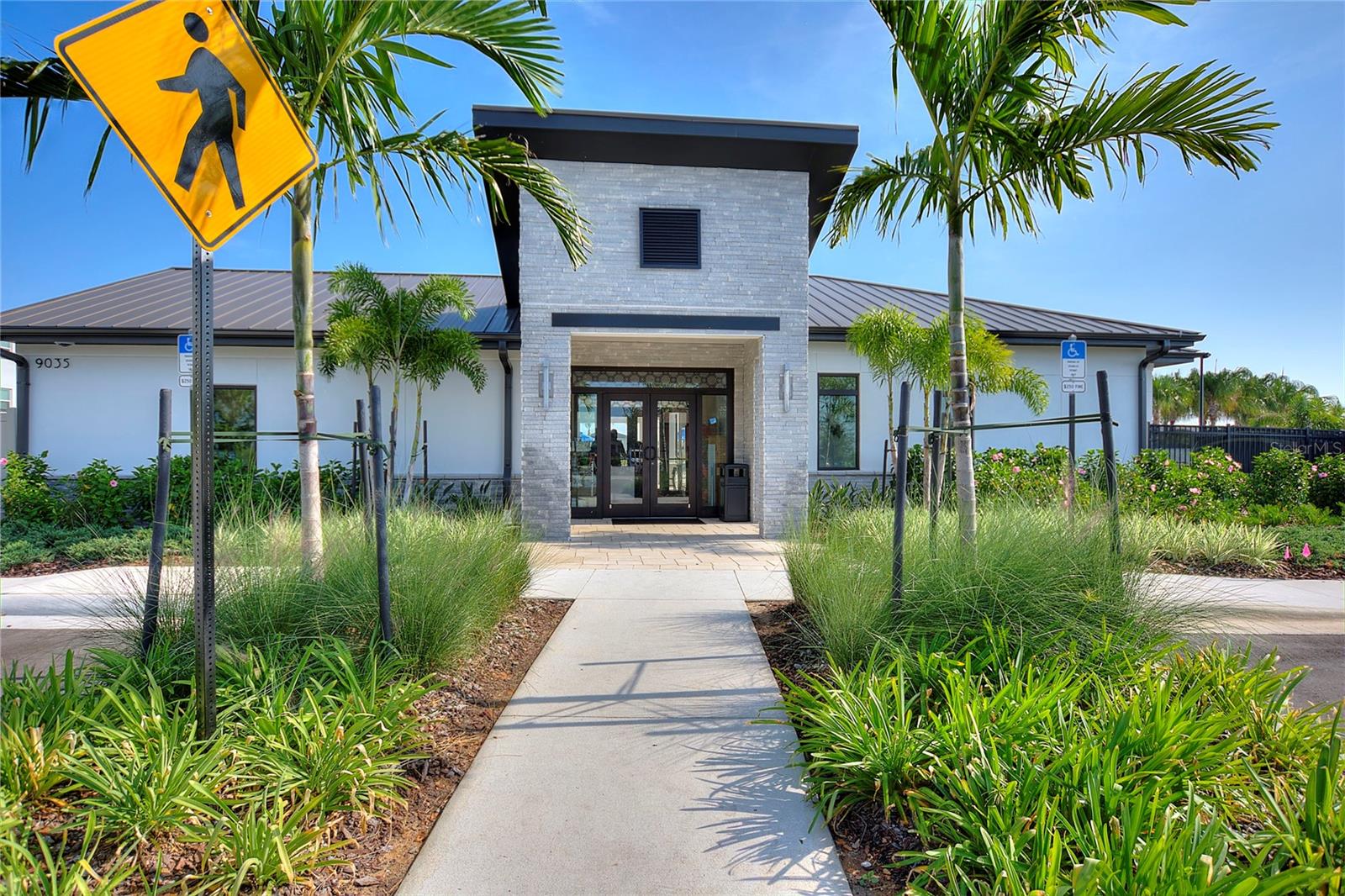 8924 DOVE VALLEY WAY, DAVENPORT, FL, 33896