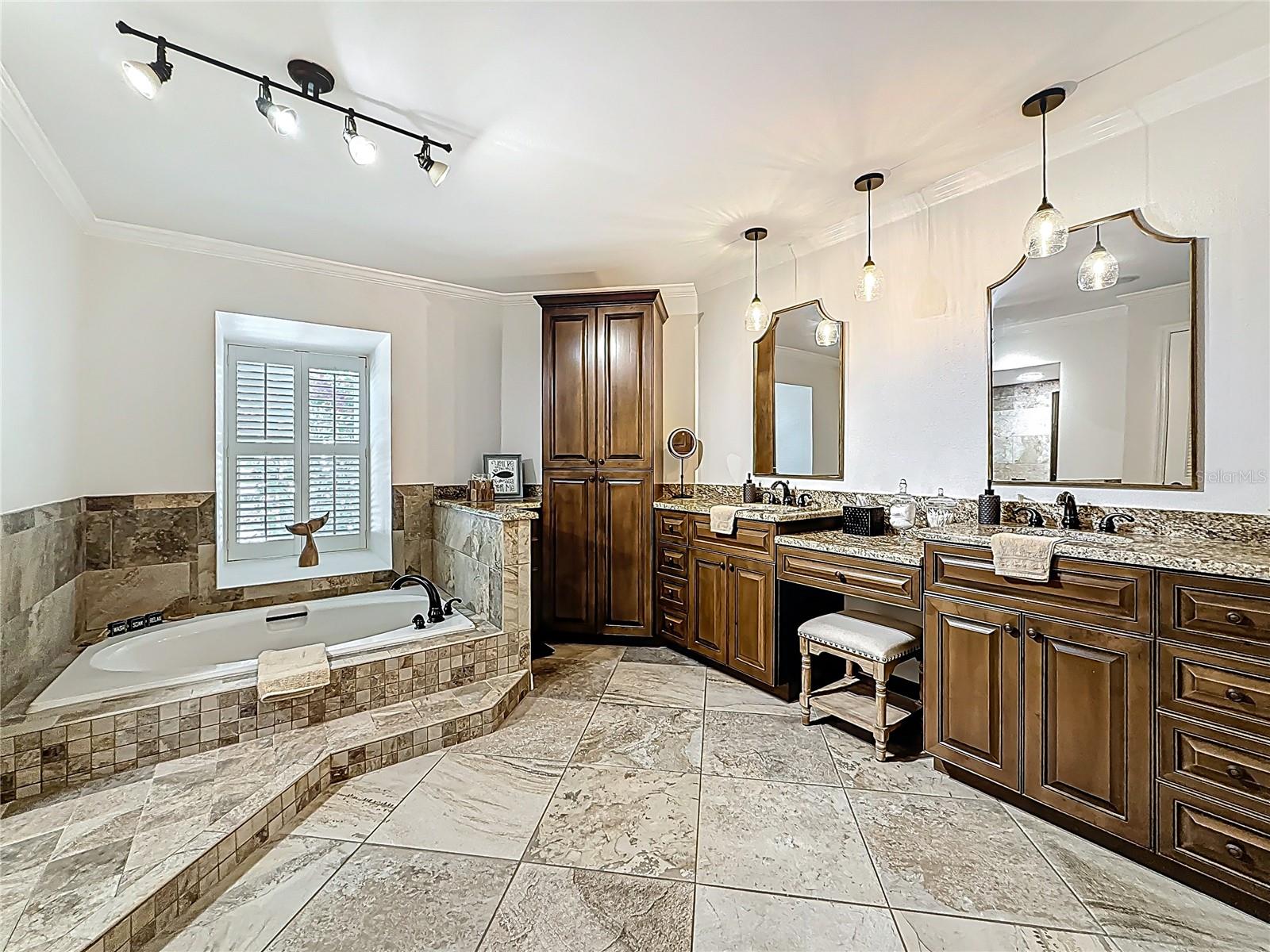 213 SHEFFIELD CIR E, PALM HARBOR, FL, 34683