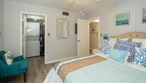 11720 PARK BLVD #301, SEMINOLE, FL, 33772