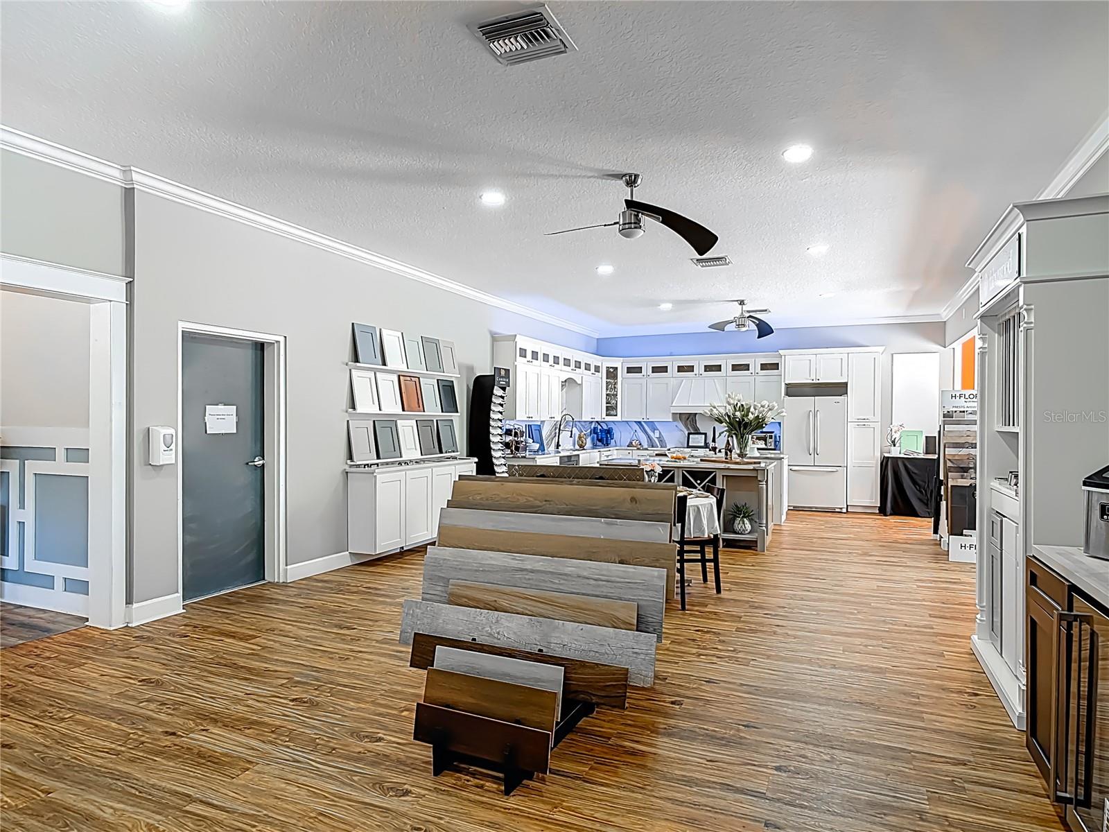 1342 HOWLAND BLVD, DELTONA, FL, 32738