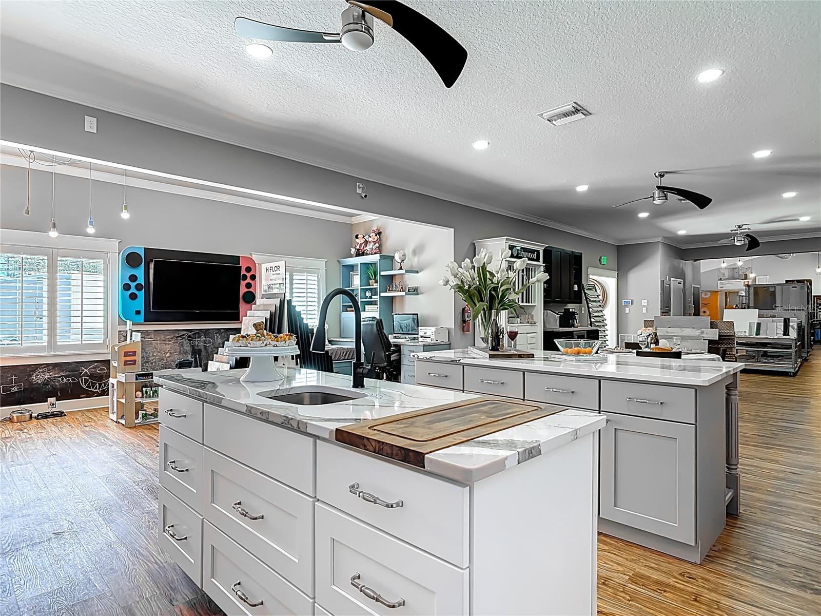 1342 HOWLAND BLVD, DELTONA, FL, 32738