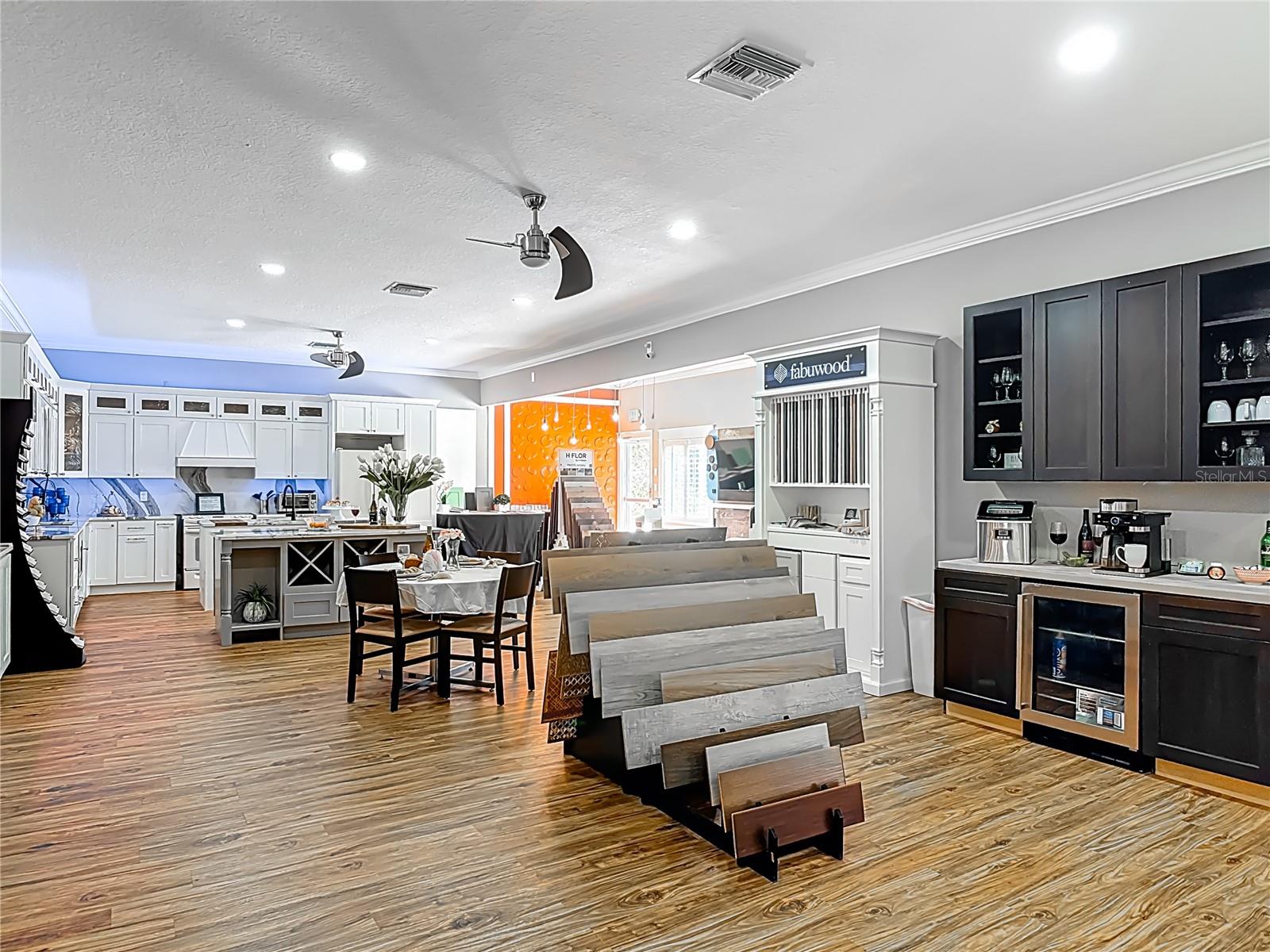 1342 HOWLAND BLVD, DELTONA, FL, 32738