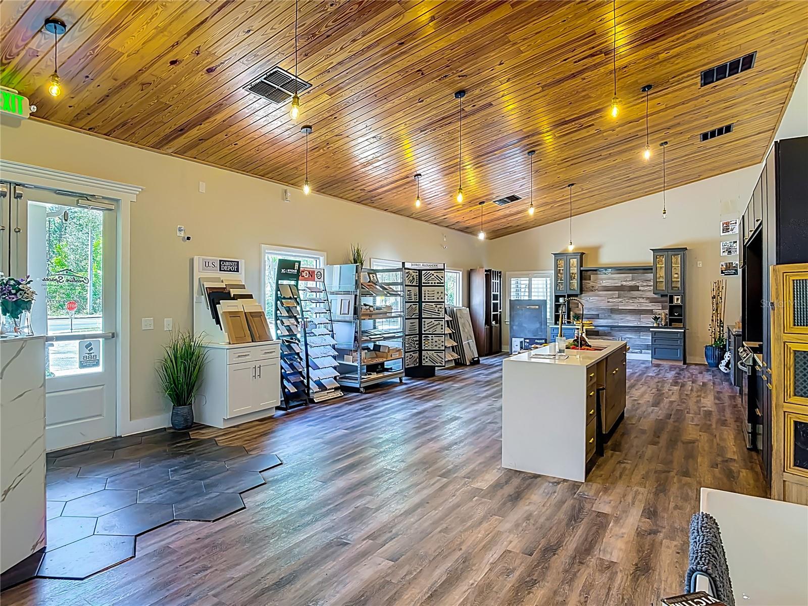 1342 HOWLAND BLVD, DELTONA, FL, 32738