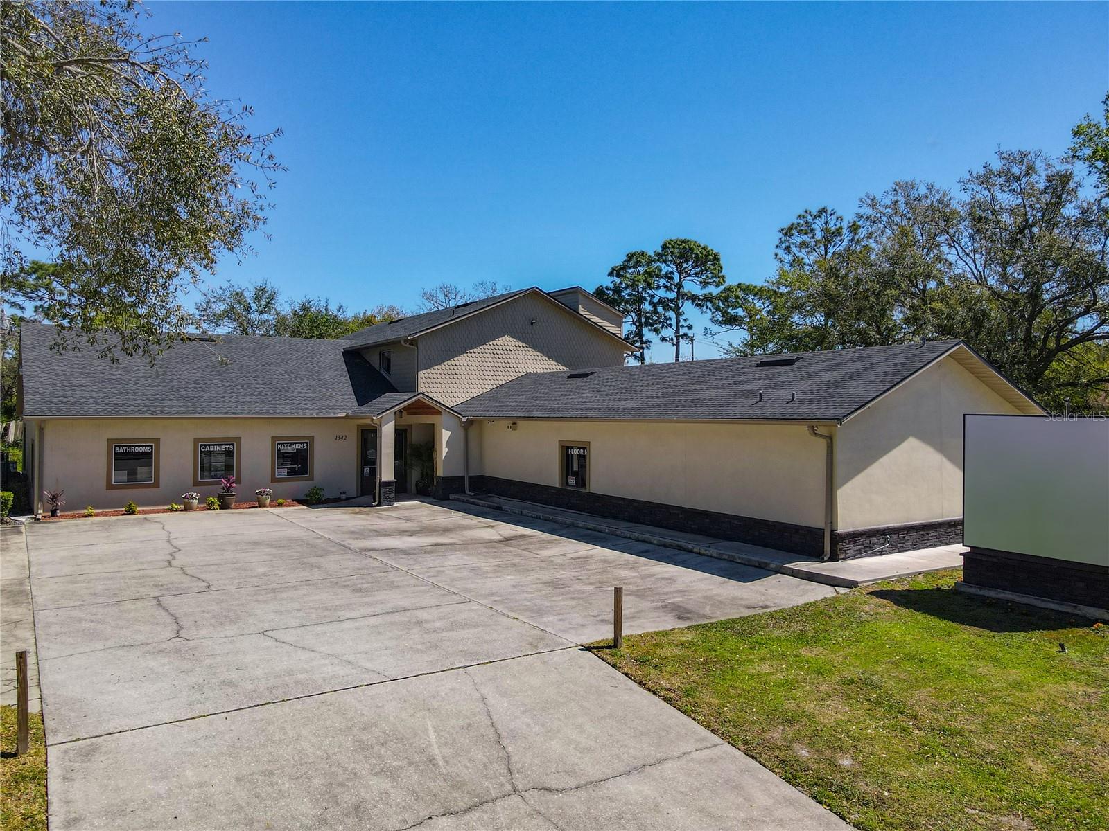 1342 HOWLAND BLVD, DELTONA, FL, 32738