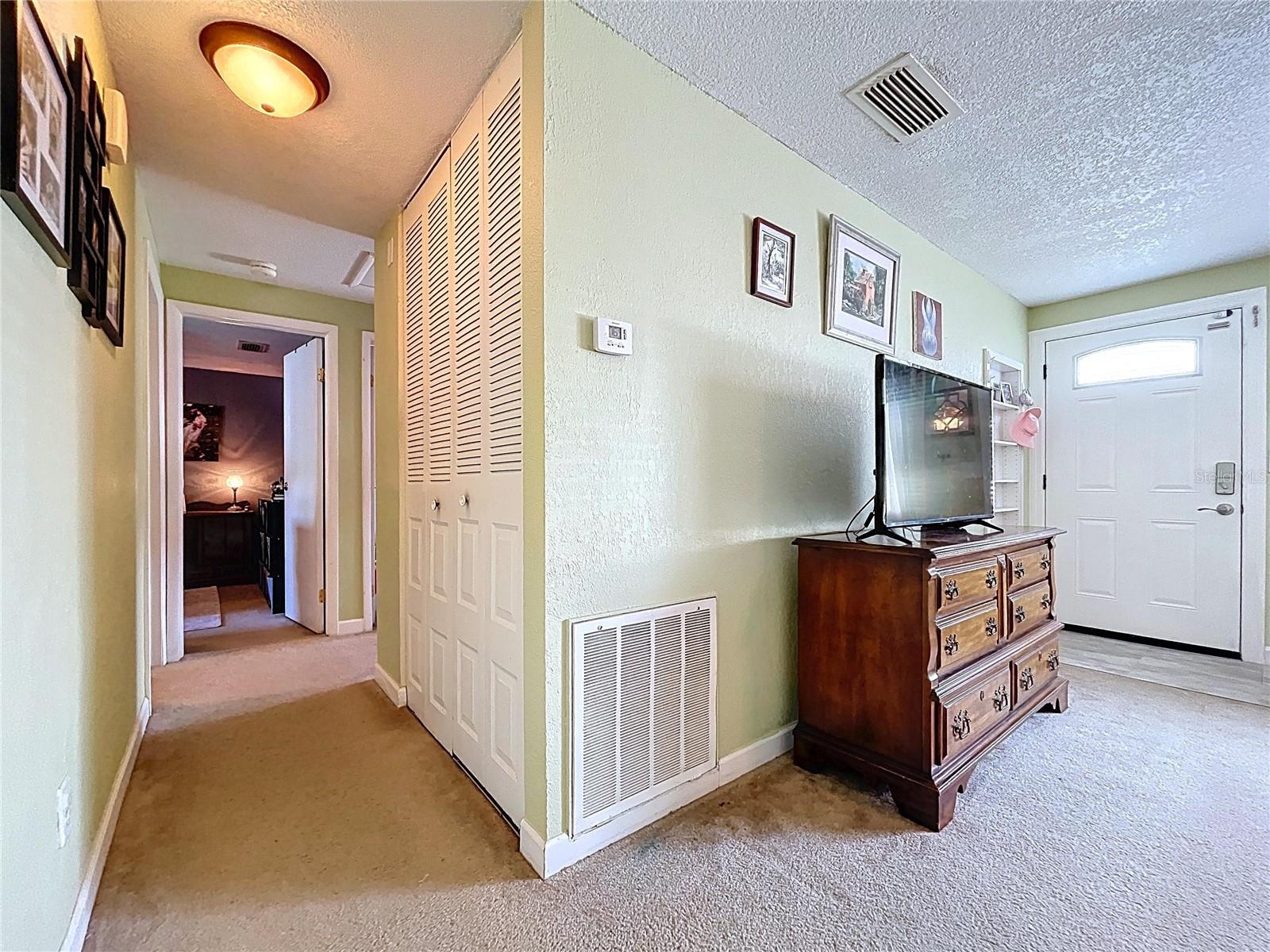 636 TIMBER BAY CIR E, OLDSMAR, FL, 34677