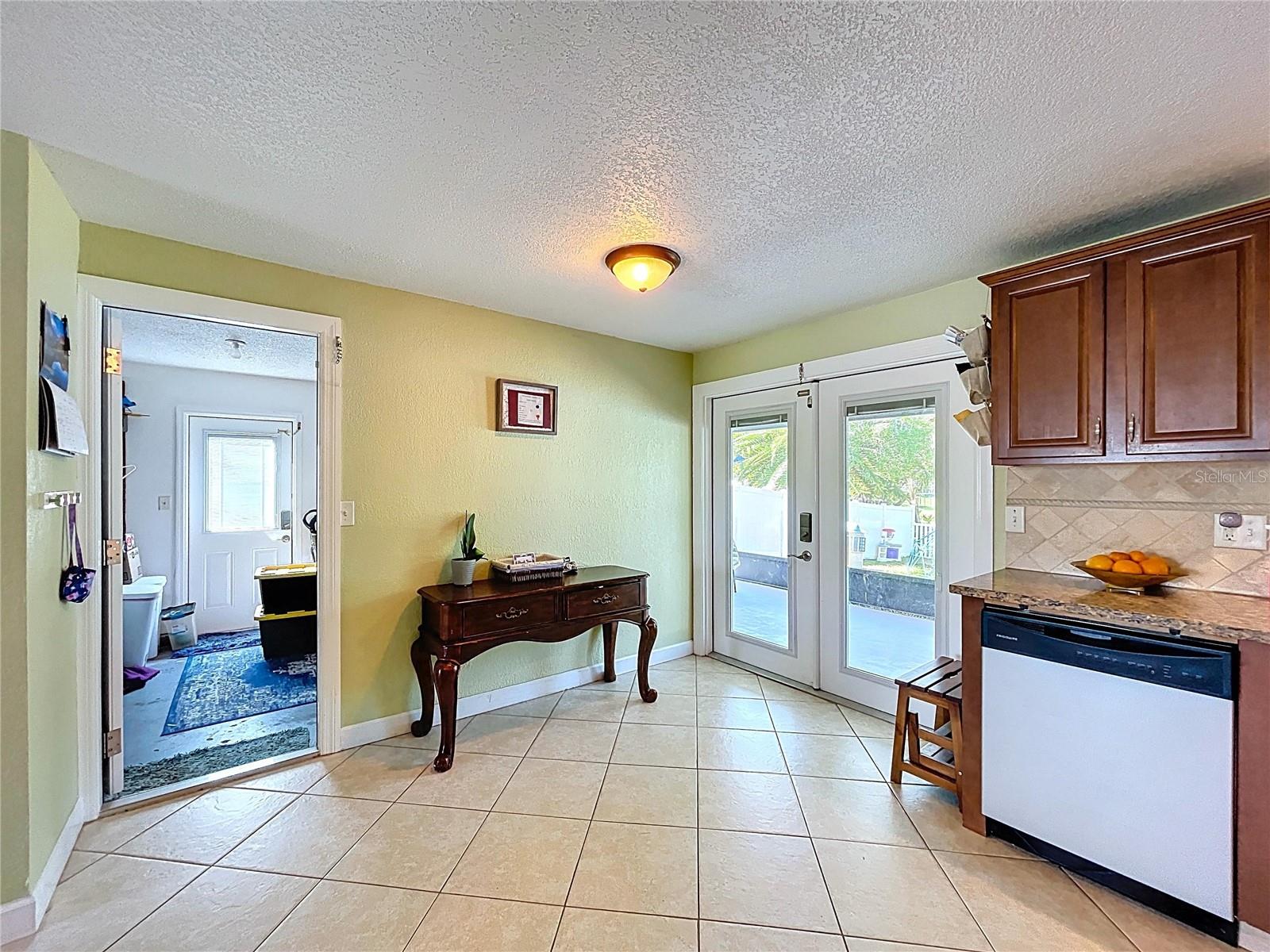 636 TIMBER BAY CIR E, OLDSMAR, FL, 34677