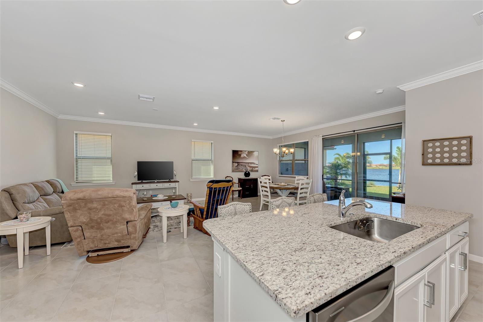169 VINADIO BLVD, NOKOMIS, FL, 34275
