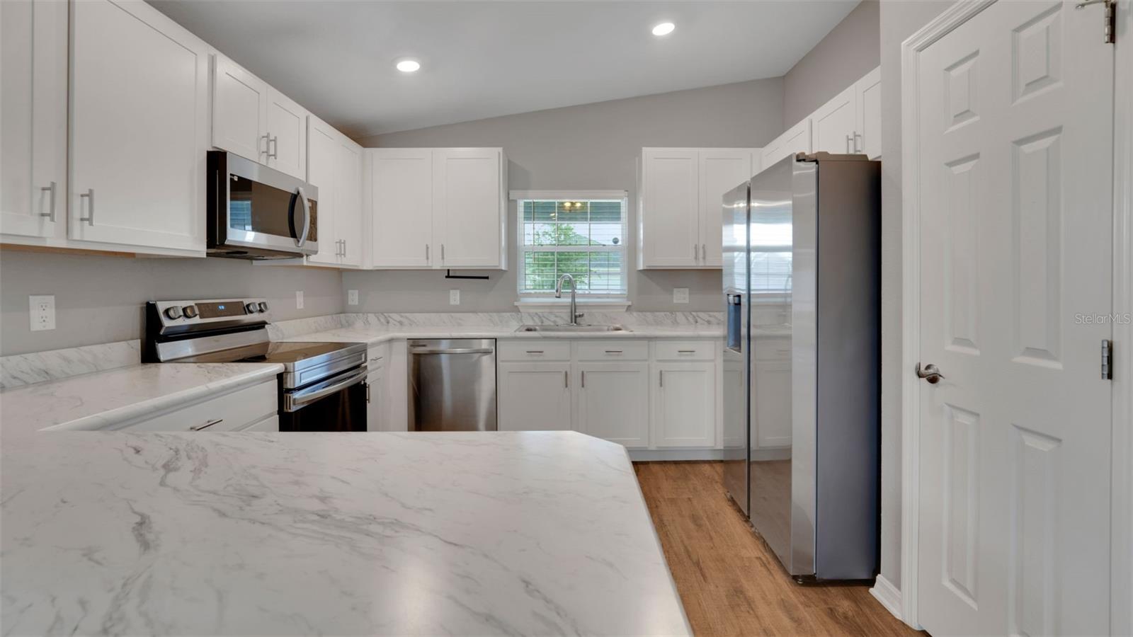 1232 MEZZAVALLE WAY, AUBURNDALE, FL, 33823