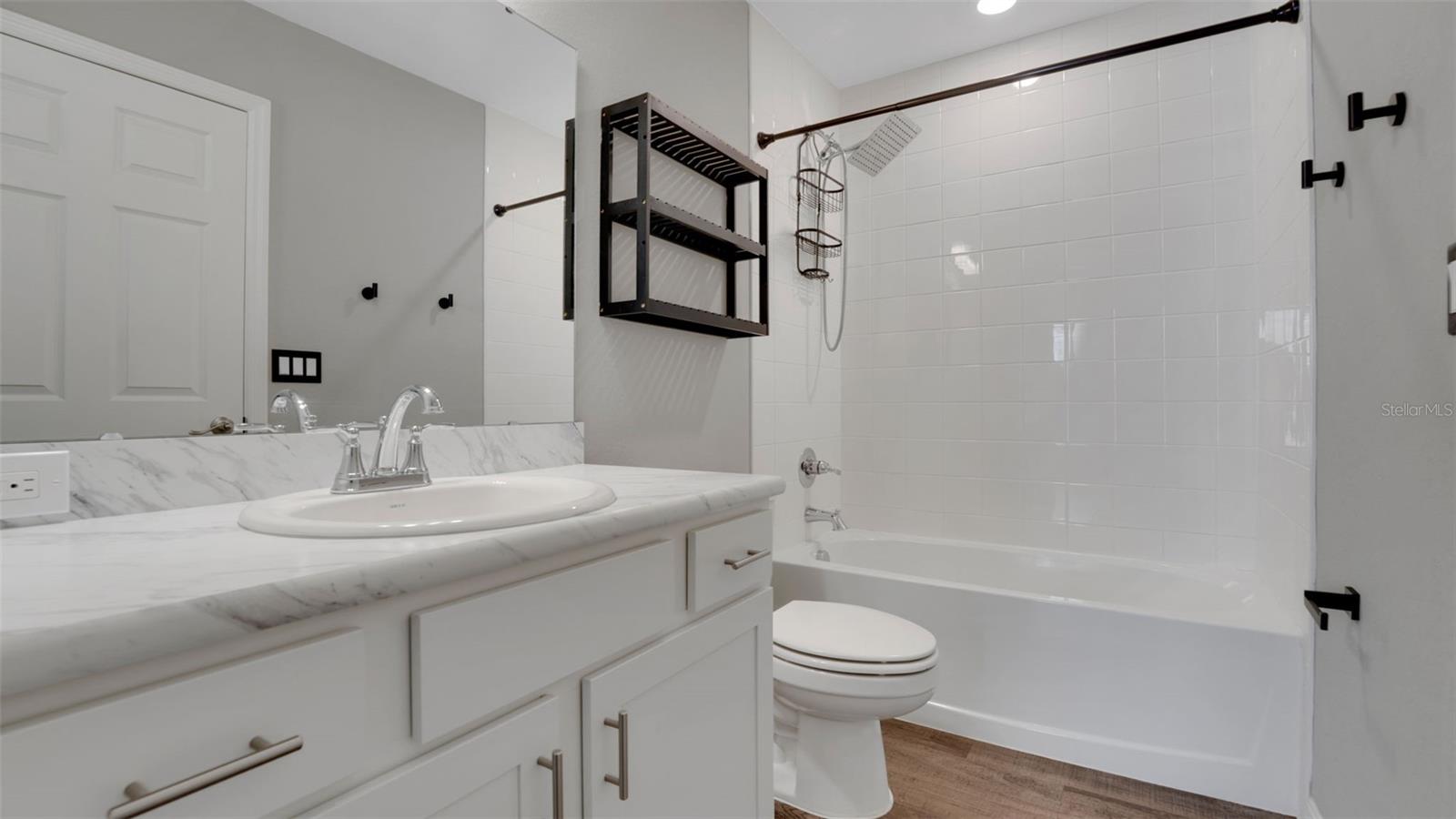 1232 MEZZAVALLE WAY, AUBURNDALE, FL, 33823