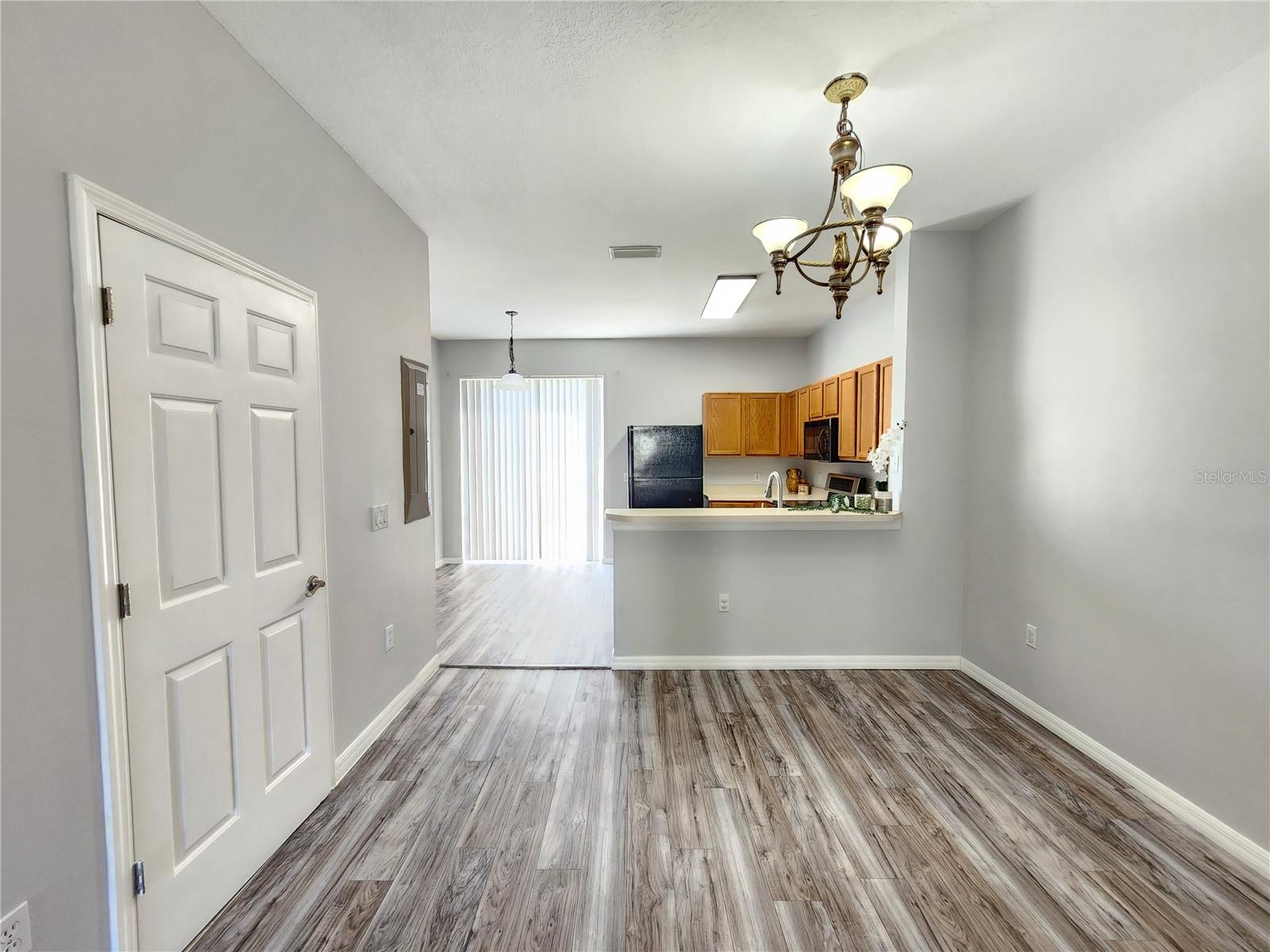 8796 CHRISTIE DR, LARGO, FL, 33771