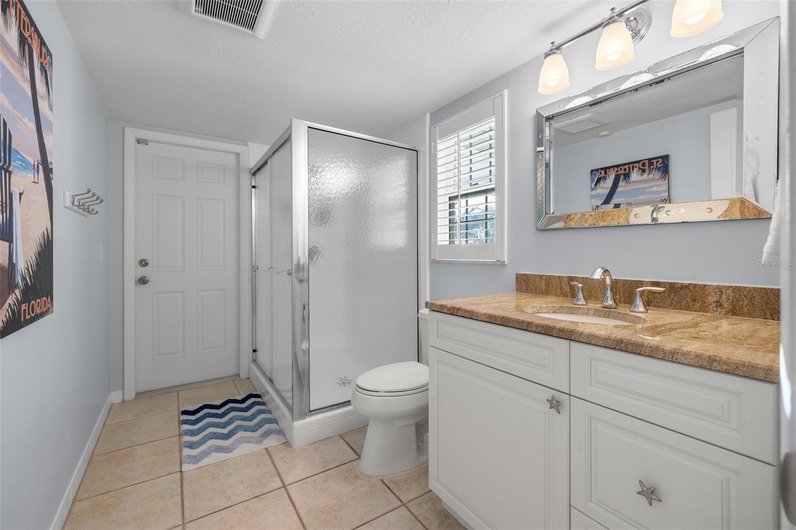 935 EDEN ISLE DR NE, ST PETERSBURG, FL, 33704