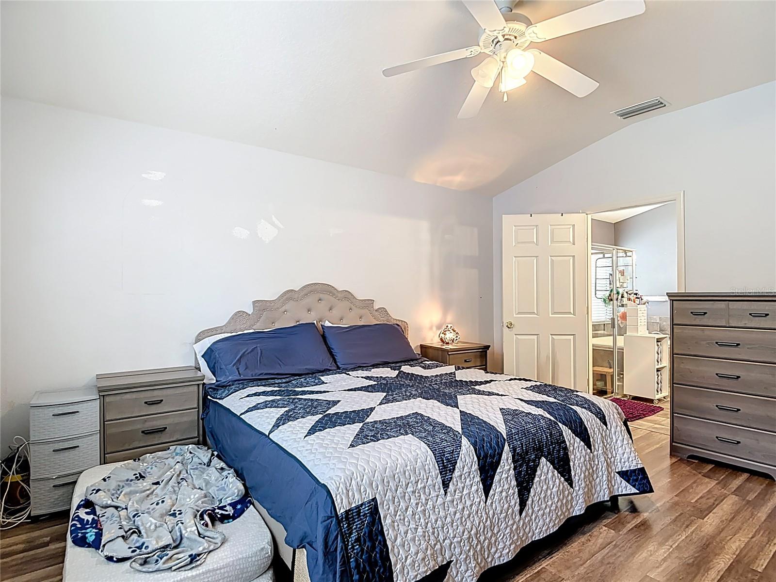 5526 BRADDOCK DR, ZEPHYRHILLS, FL, 33541