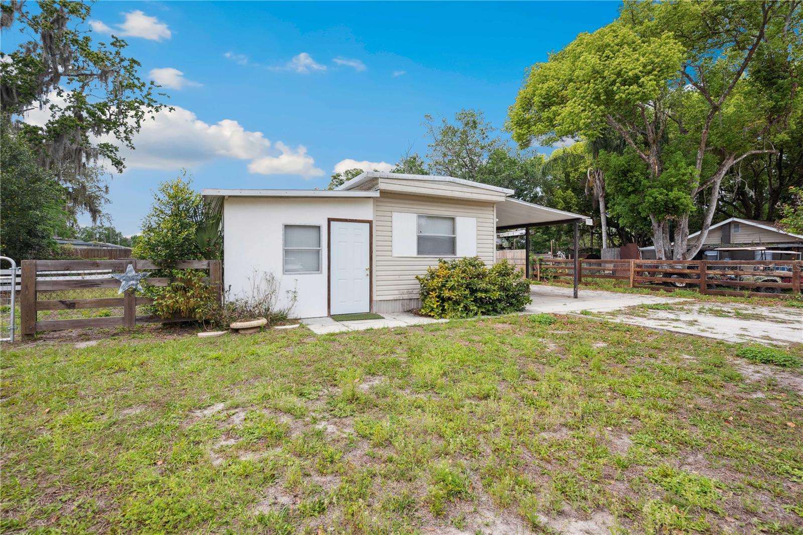 2072 NW 10TH TER, LAKE PANASOFFKEE, FL, 33538