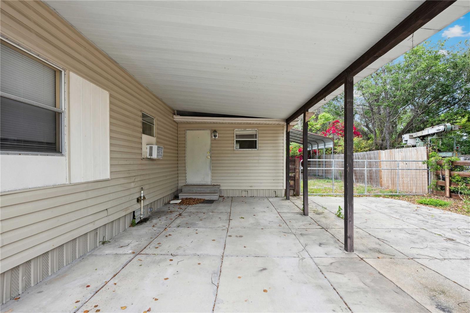 2072 NW 10TH TER, LAKE PANASOFFKEE, FL, 33538