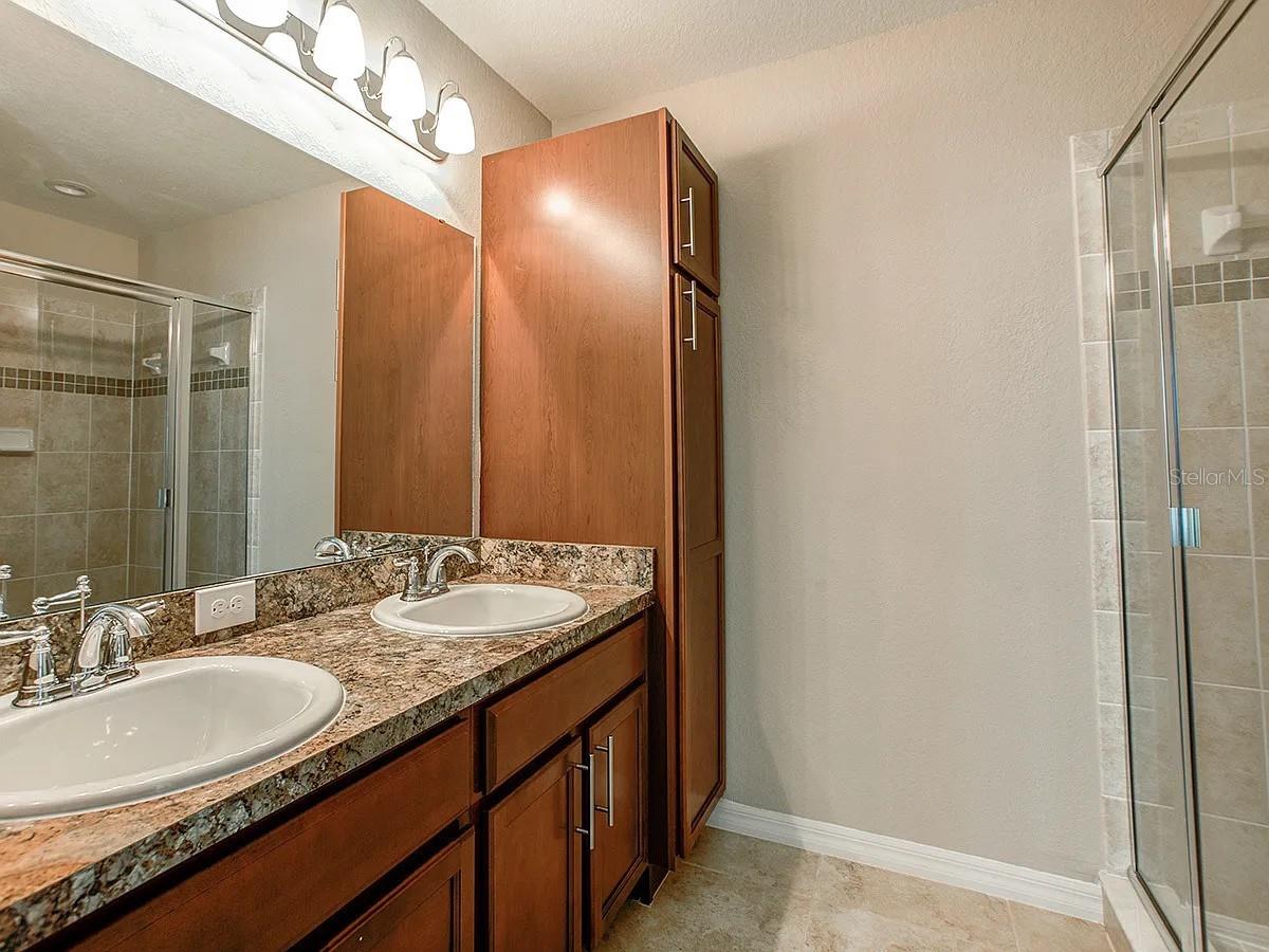 7212 MERLOT SIENNA AVE, GIBSONTON, FL, 33534