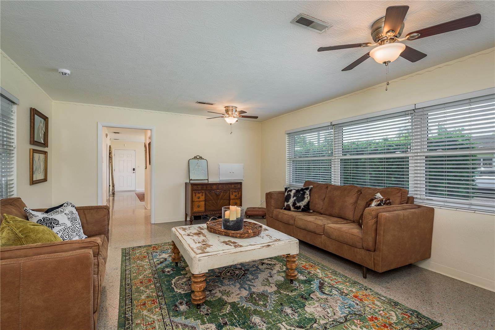 37623 FLORIDA AVE, DADE CITY, FL, 33525