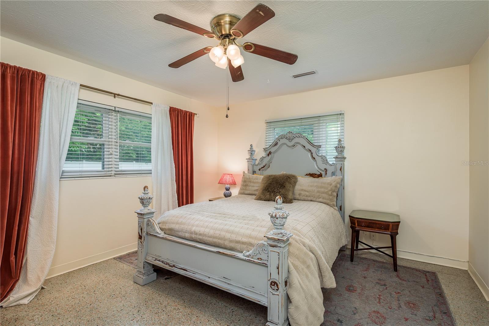 37623 FLORIDA AVE, DADE CITY, FL, 33525