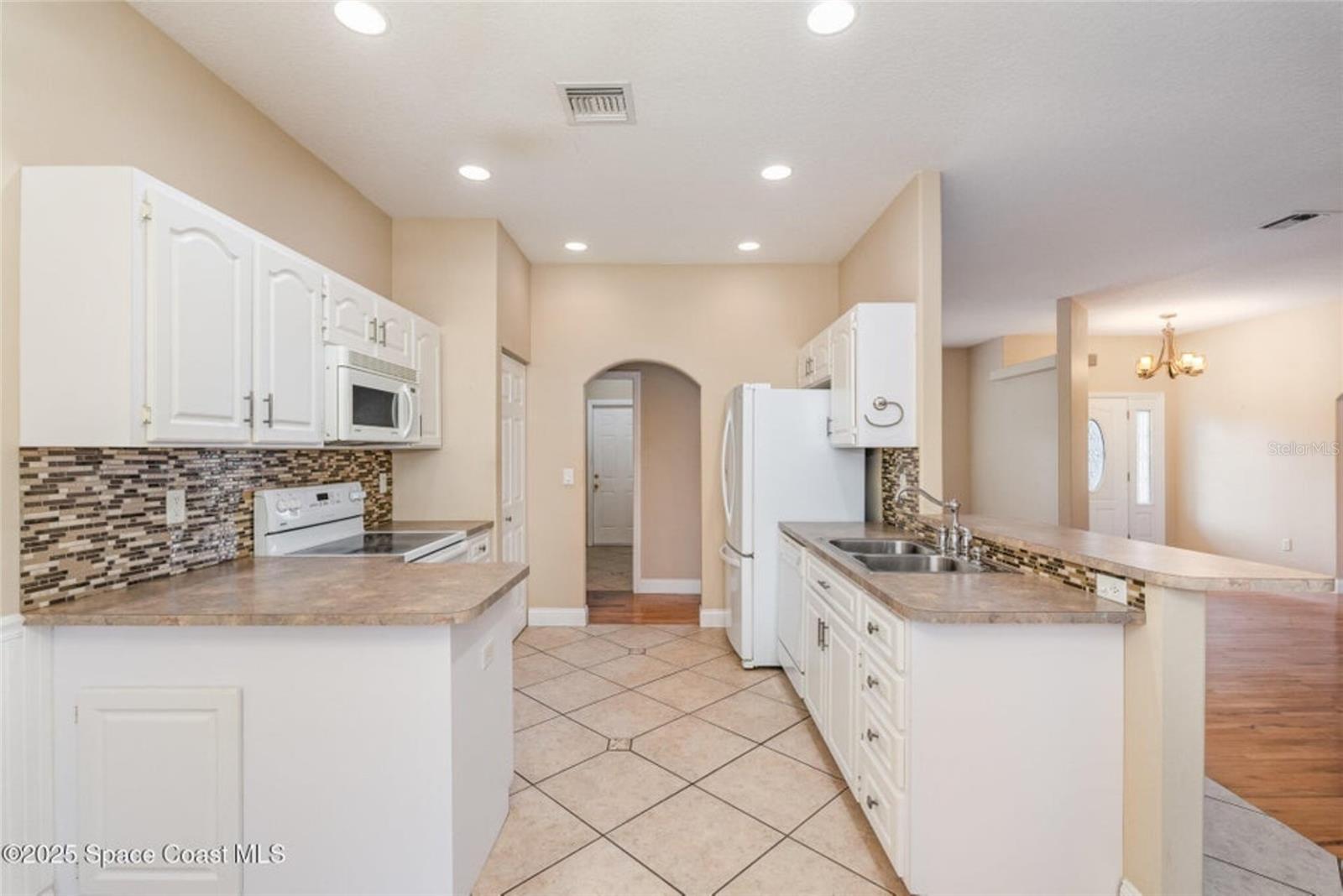 833 PARKWOOD AVE, TITUSVILLE, FL, 32796