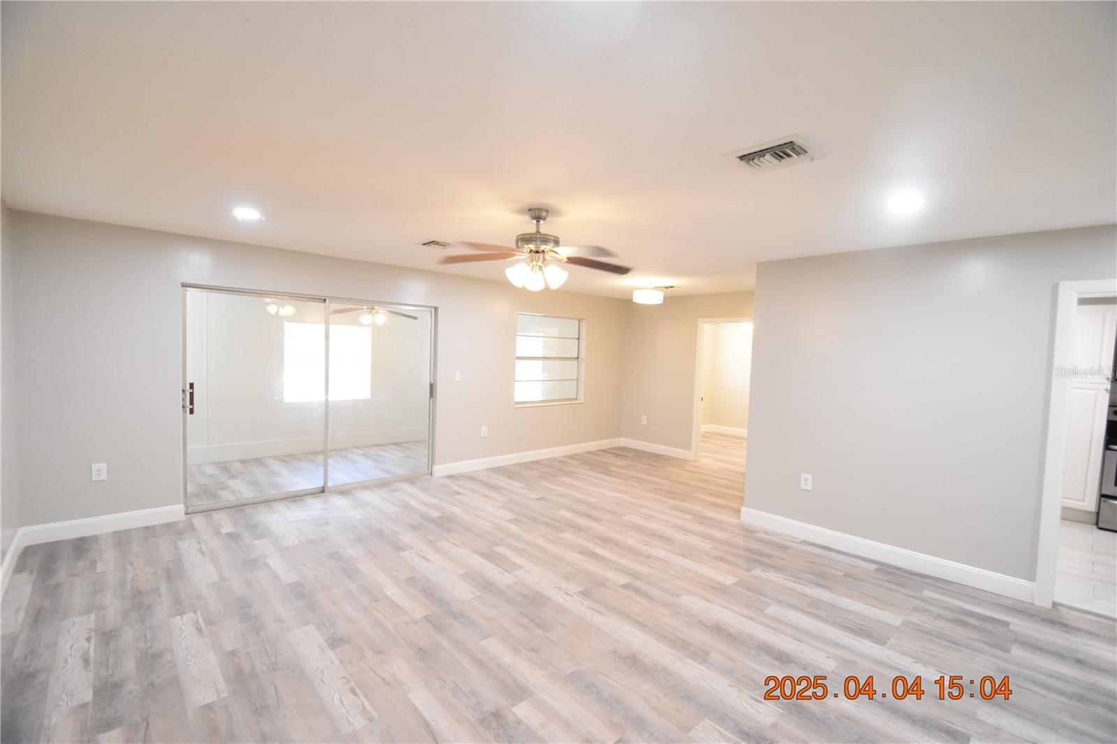 745 NE 5TH TER, CRYSTAL RIVER, FL, 34428