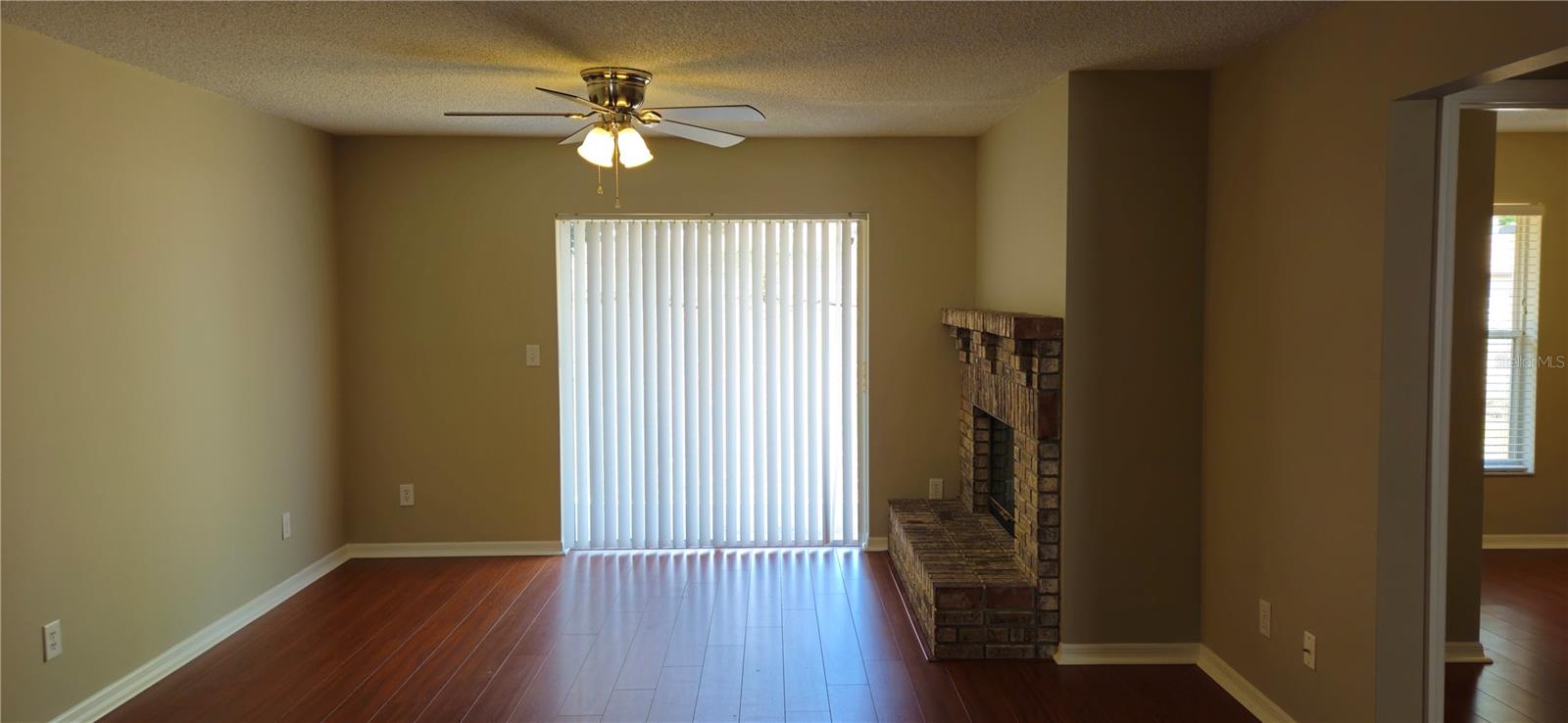 407 WHITEWING CIR, MINNEOLA, FL, 34715