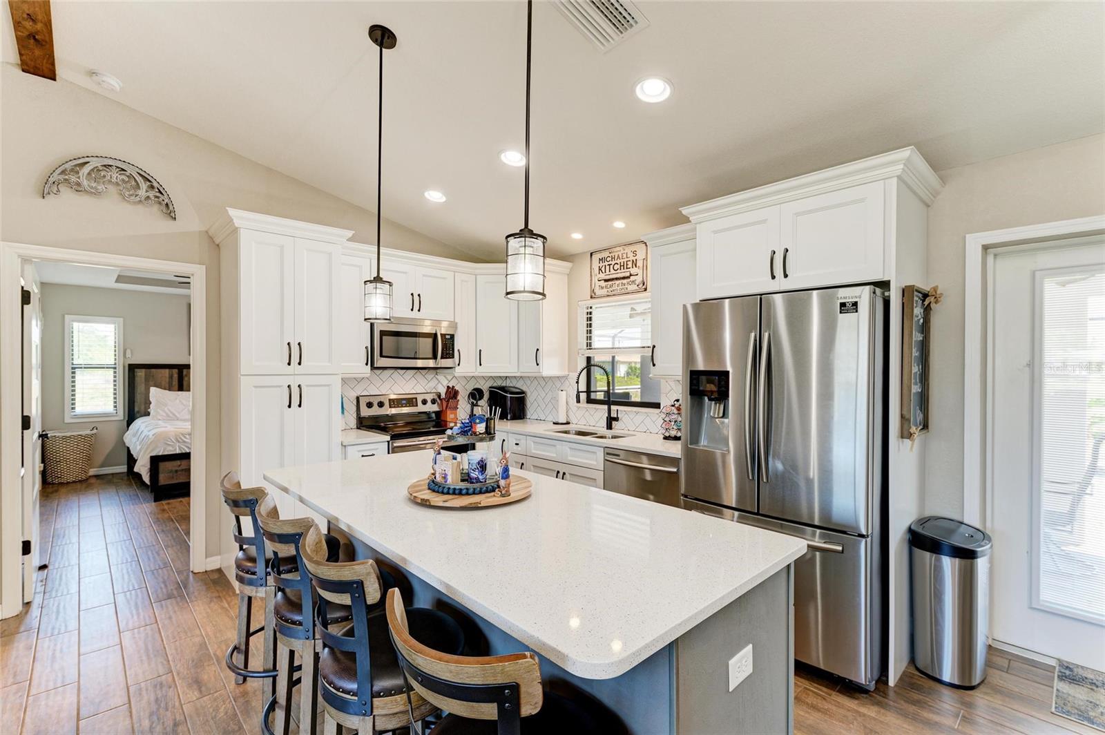 81 FLANDERS ST, PORT CHARLOTTE, FL, 33954