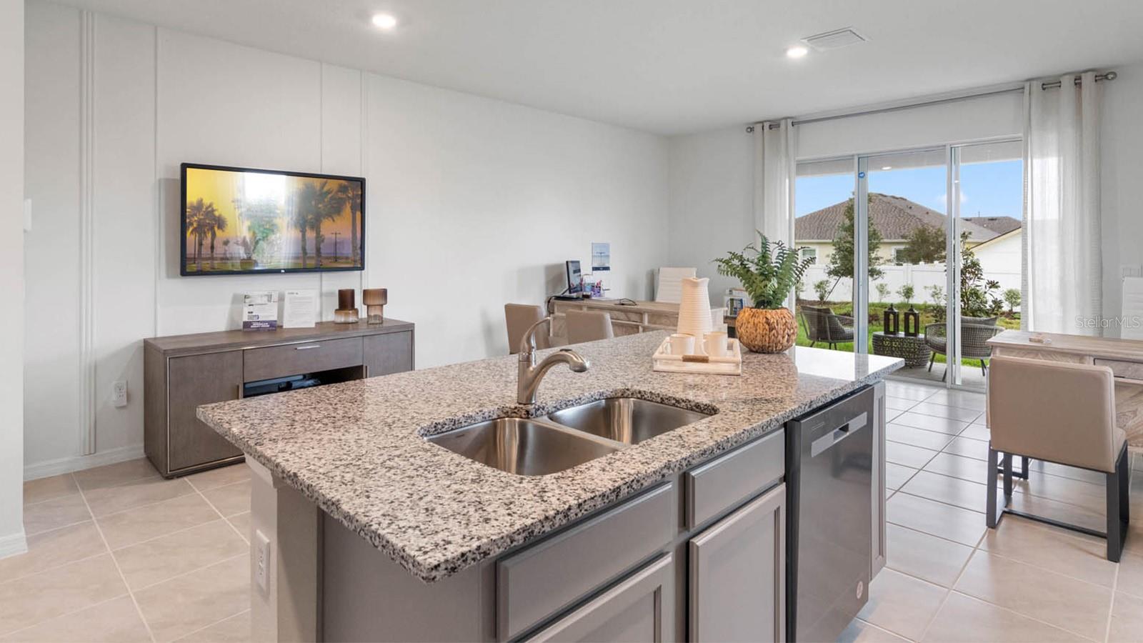 2120 MONTEVERDE AVE, DAVENPORT, FL, 33837