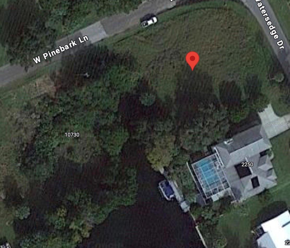 2262 N WATERSEDGE DR, CRYSTAL RIVER, FL, 34429