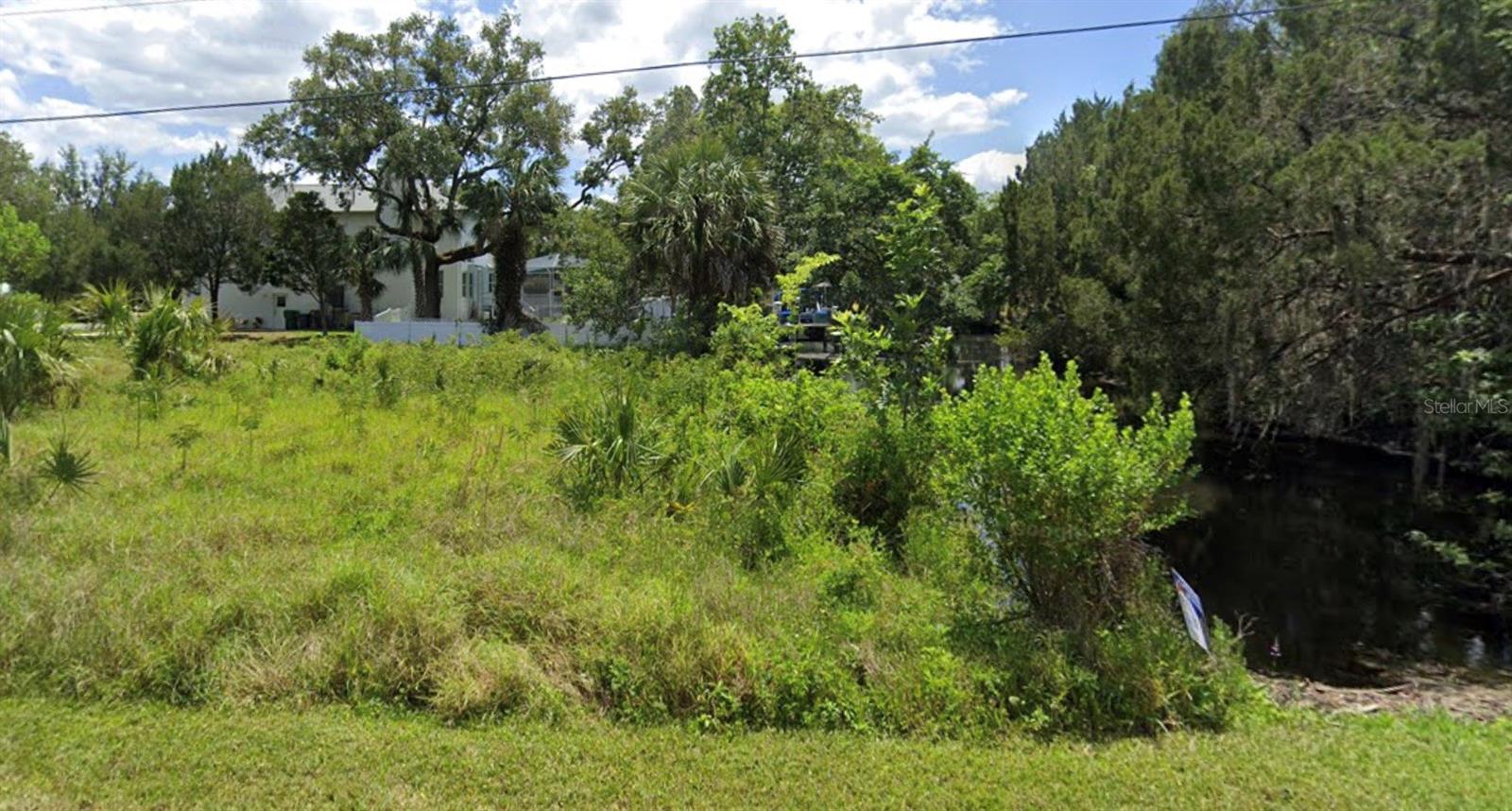 2262 N WATERSEDGE DR, CRYSTAL RIVER, FL, 34429