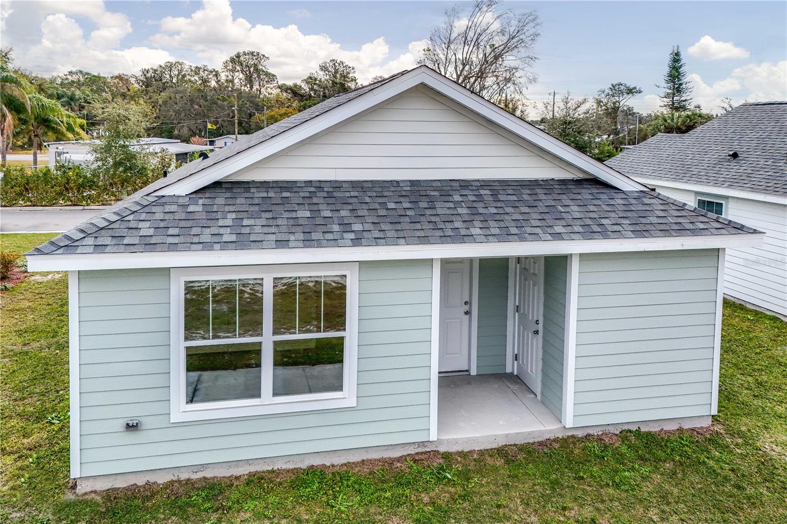 1282 COTTAGE CIR, TAVARES, FL, 32778