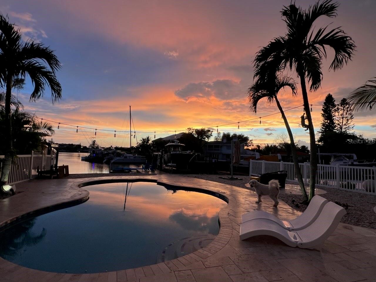 14162 W PARSLEY DR, MADEIRA BEACH, FL, 33708