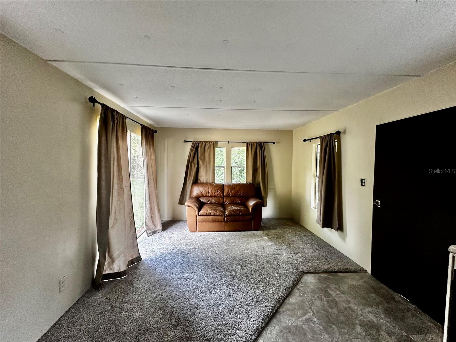 4050 NE 171ST CT, SILVER SPRINGS, FL, 34488