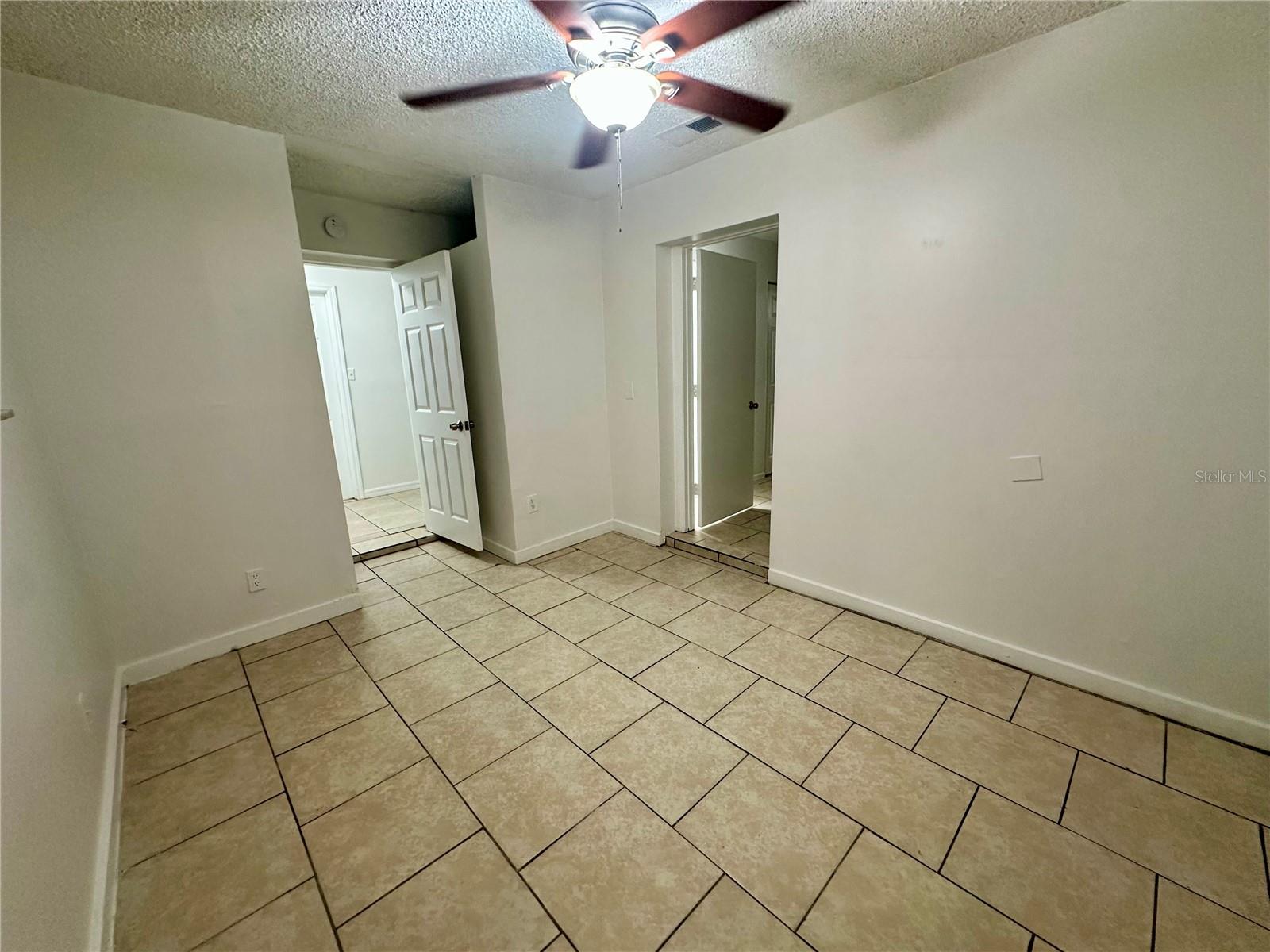 2008 MESSINA AVE, ORLANDO, FL, 32811