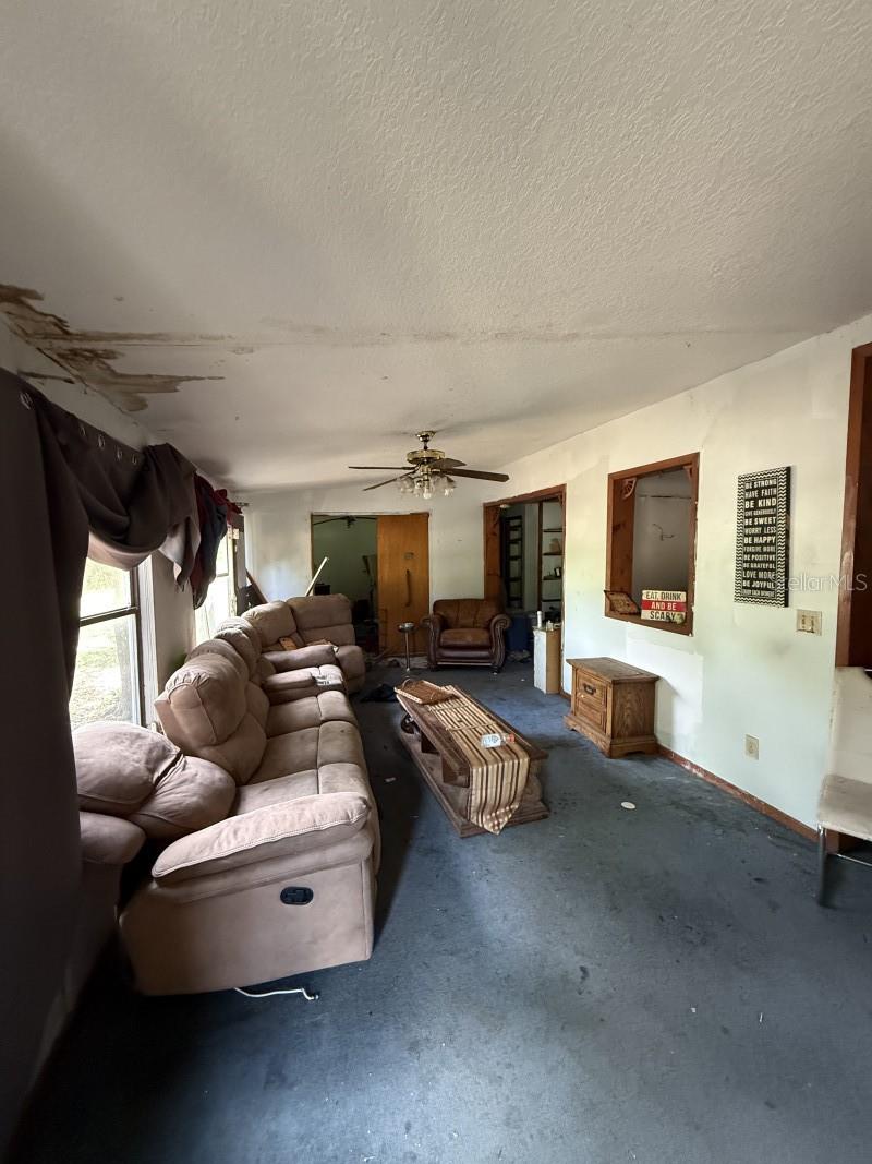 10525 HUNTERS TRL, LAKELAND, FL, 33809