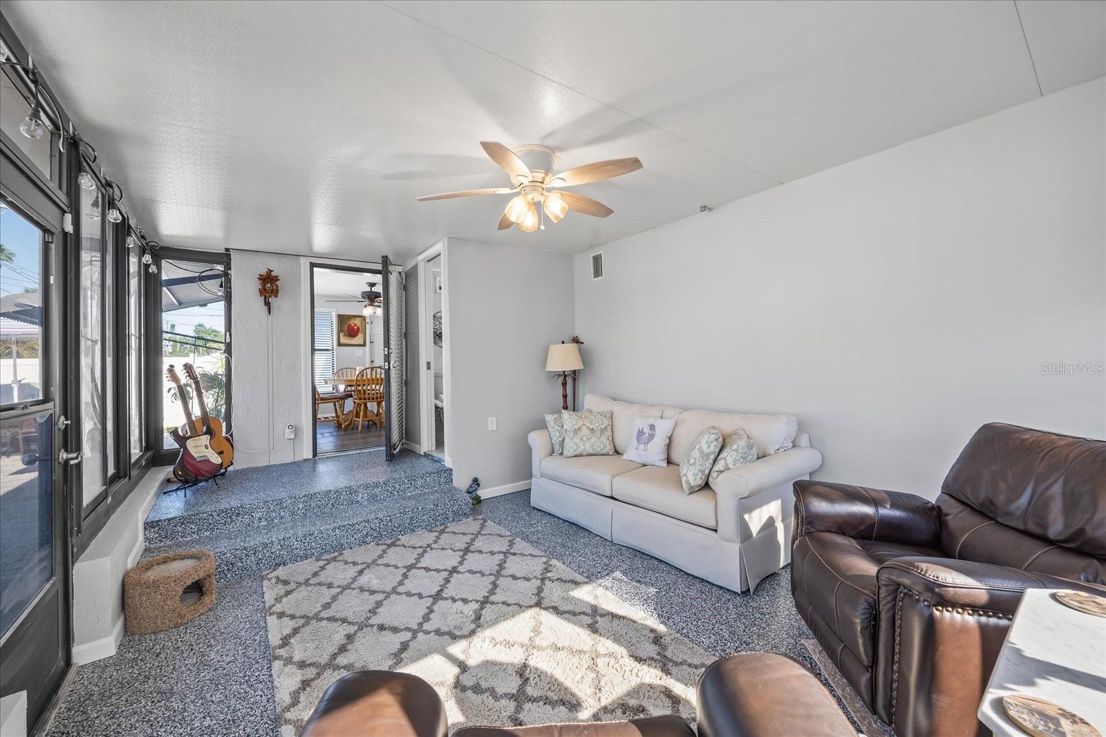 4235 DARTMOUTH AVE N, ST PETERSBURG, FL, 33713
