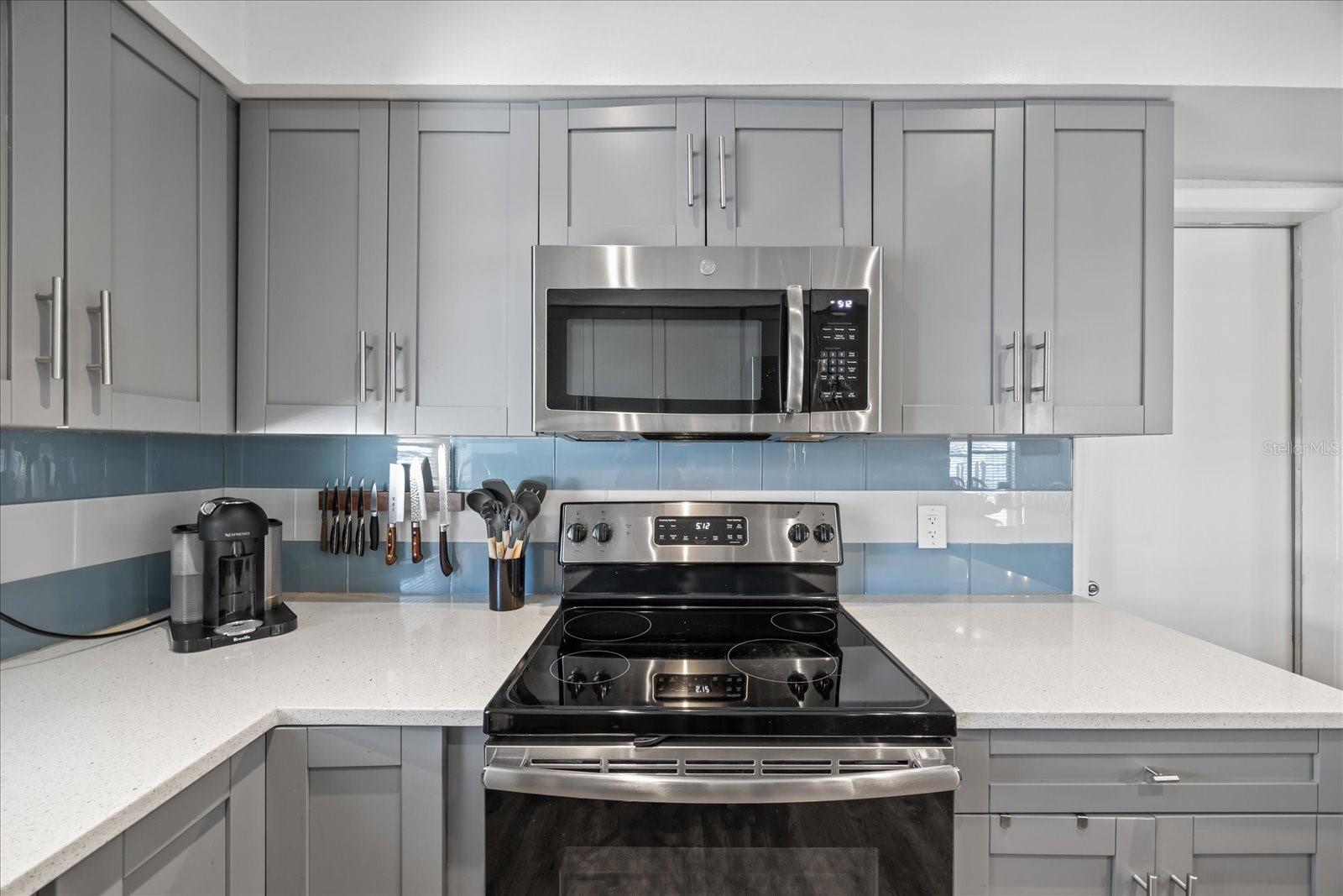 4235 DARTMOUTH AVE N, ST PETERSBURG, FL, 33713